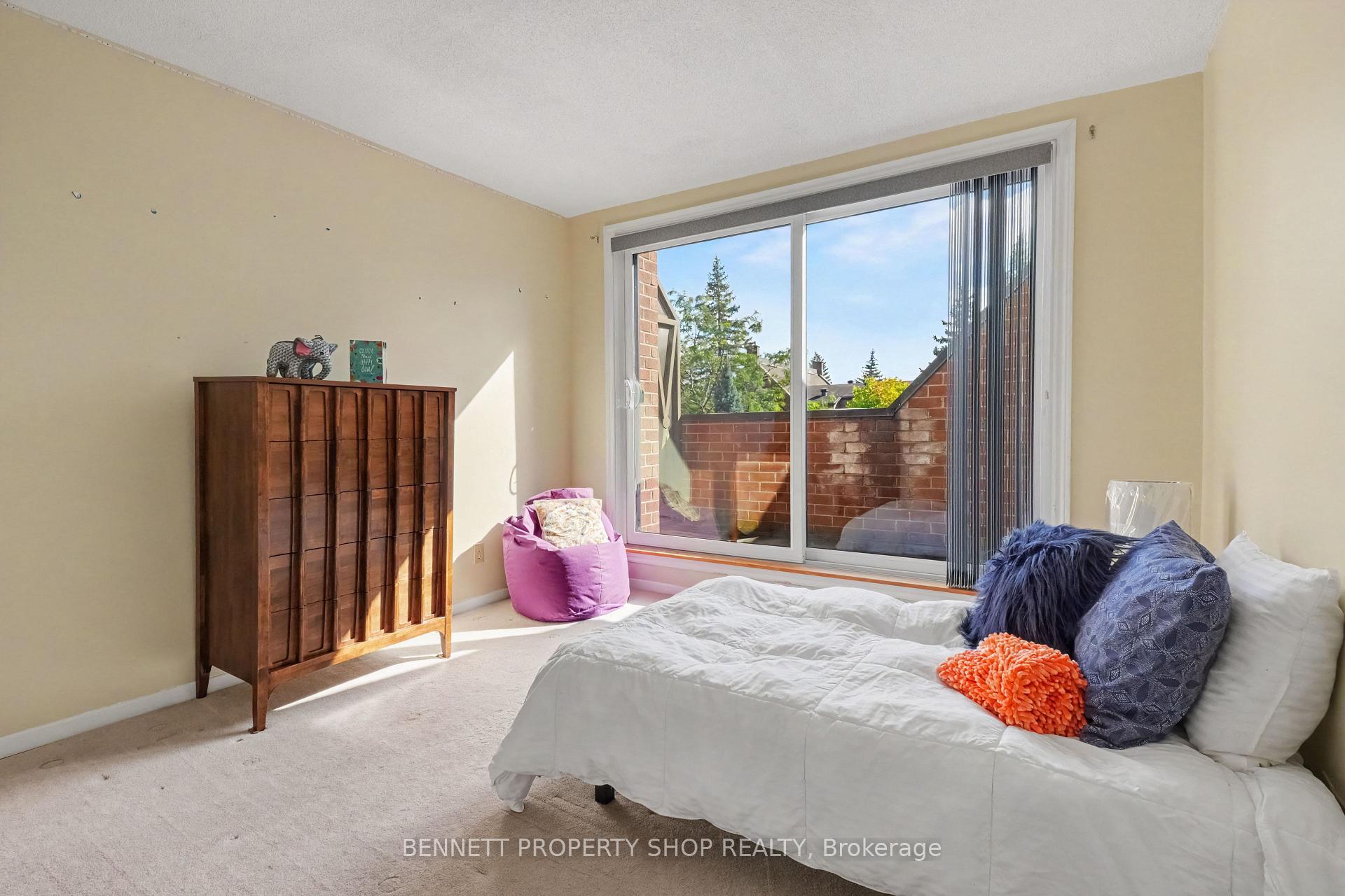 Photo 15 of Unit 45, 100 Hillside Drive, Ottawa, Viscount Alexander Park — HOMEH