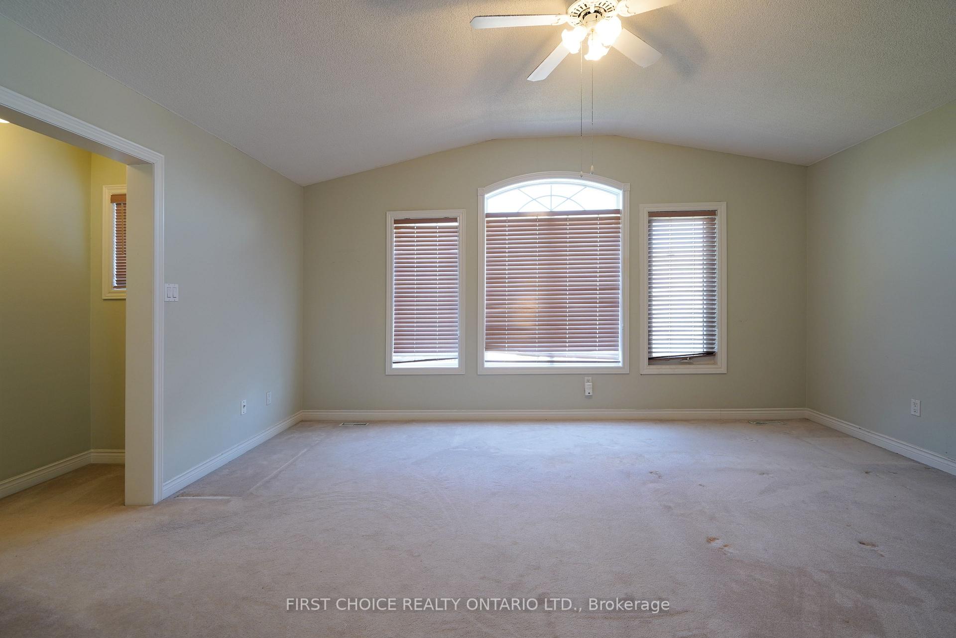 Photo 16 of 6 Forest Link Court, New Tecumseth, Rural New Tecumseth — HOMEH