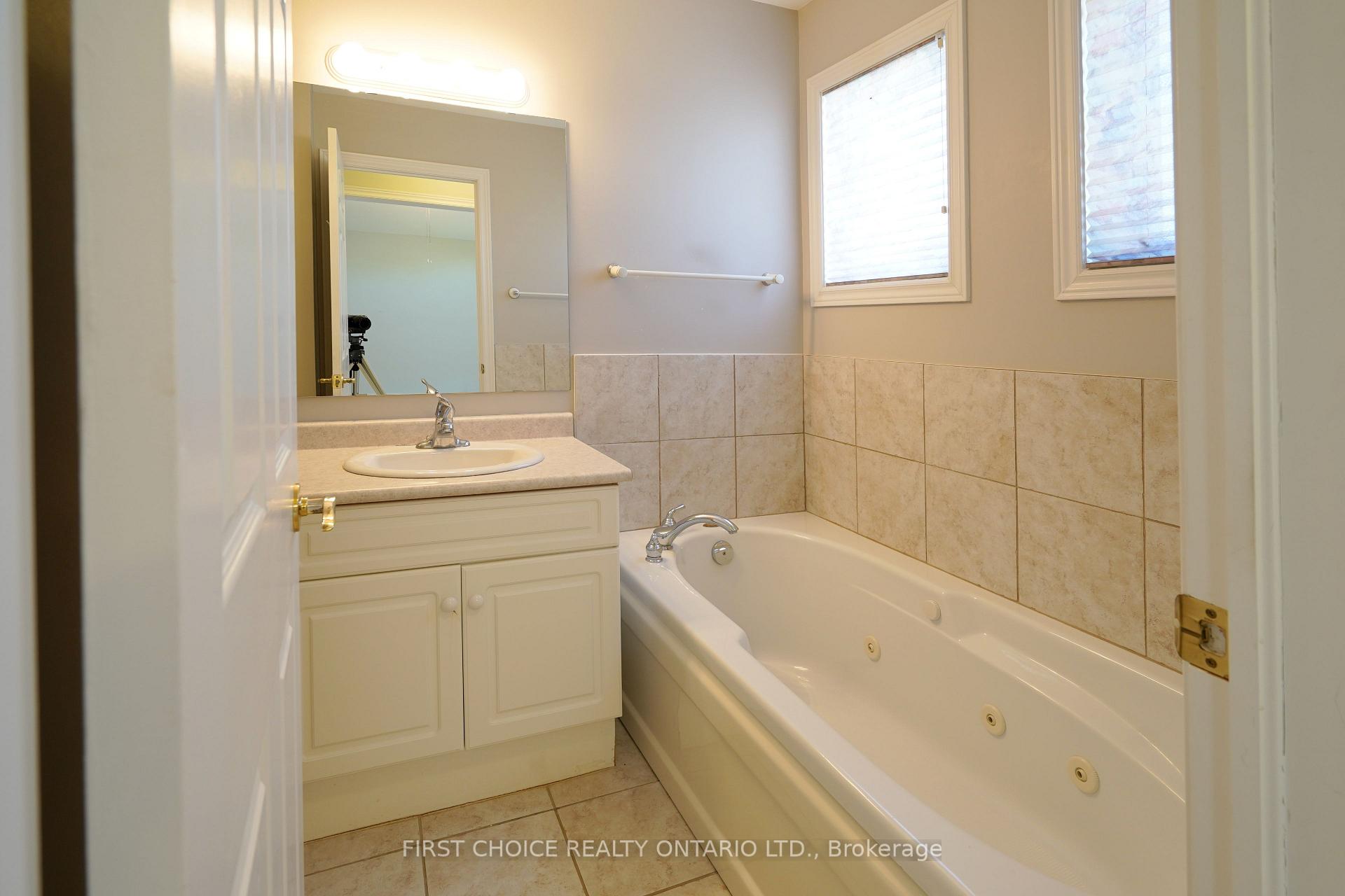 Photo 19 of 6 Forest Link Court, New Tecumseth, Rural New Tecumseth — HOMEH