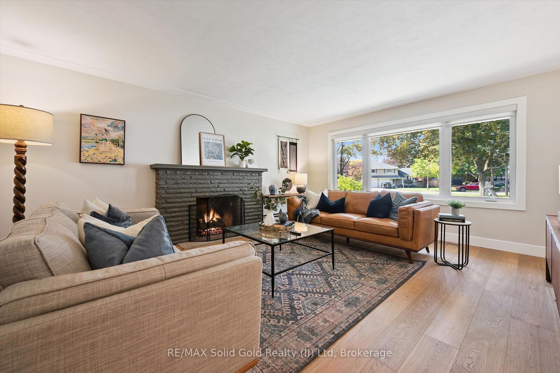 Photo 7 of 38 Yule Place, Kitchener, Stanley Park — HOMEH