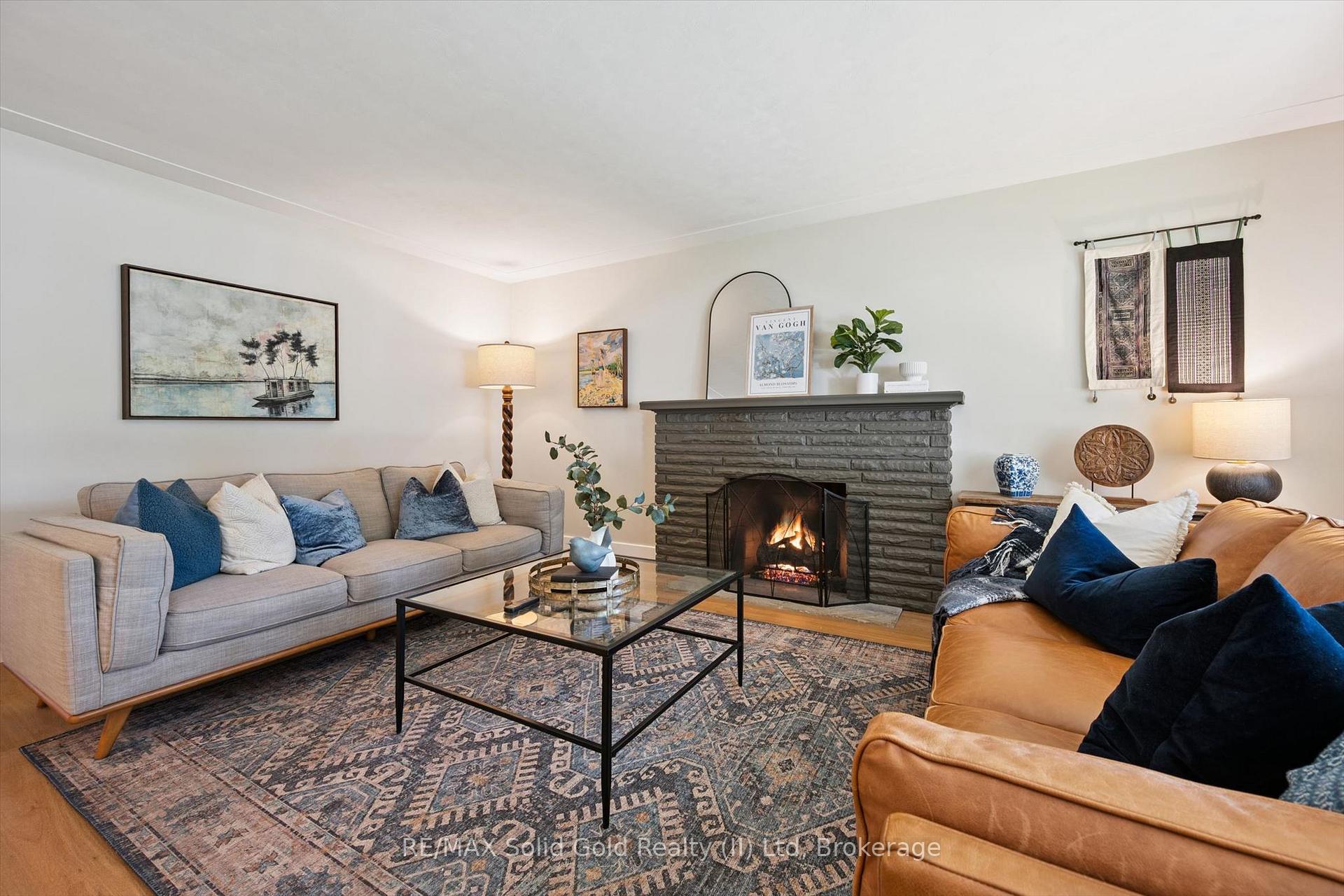 Photo 8 of 38 Yule Place, Kitchener, Stanley Park — HOMEH