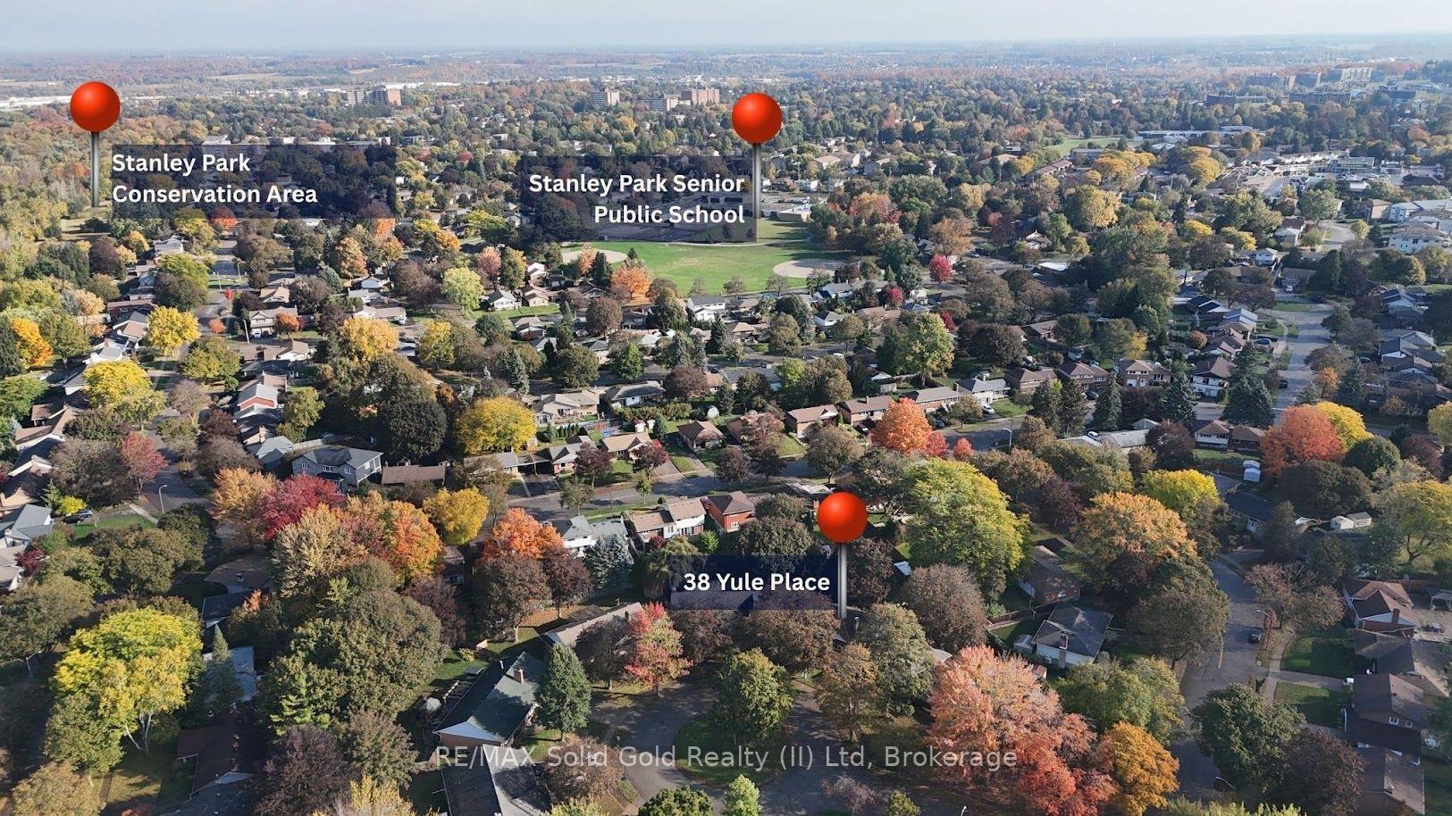 Photo 46 of 38 Yule Place, Kitchener, Stanley Park — HOMEH