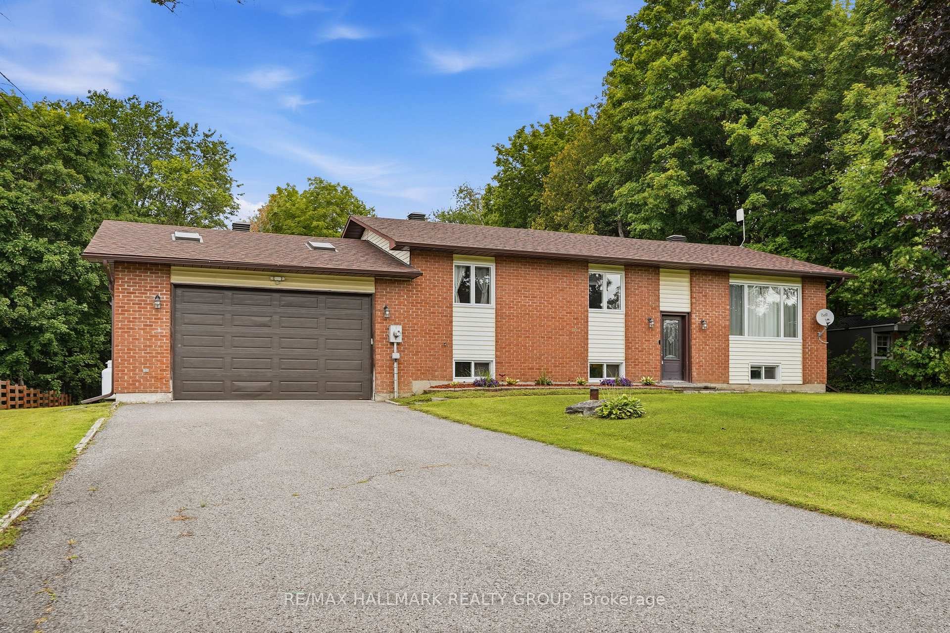 Photo of 601 Lake George Road