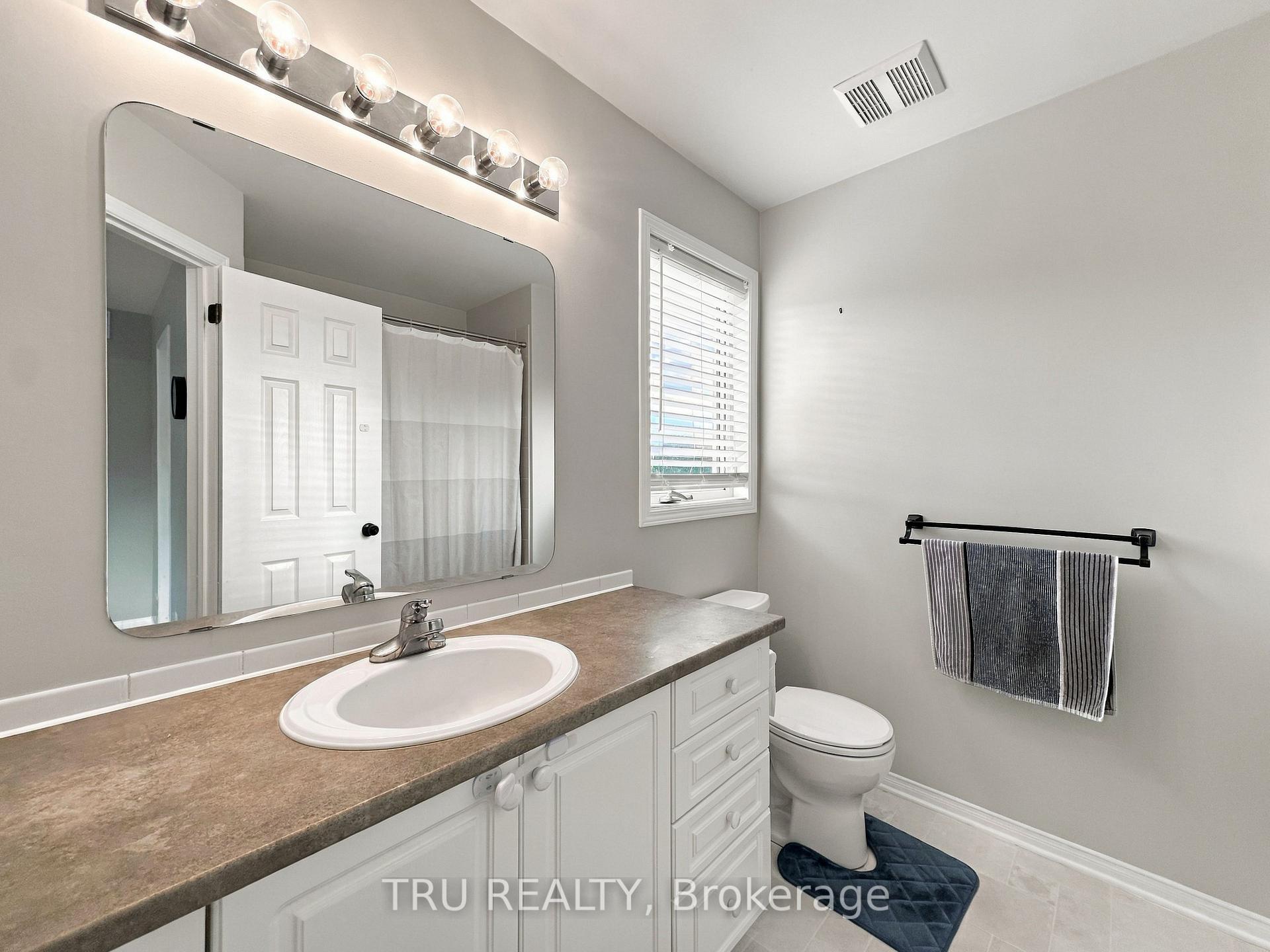 Photo 13 of Unit 48, 336 Hillsboro Private, Ottawa, Kanata - Emerald Meadows/Trailwest — HOMEH
