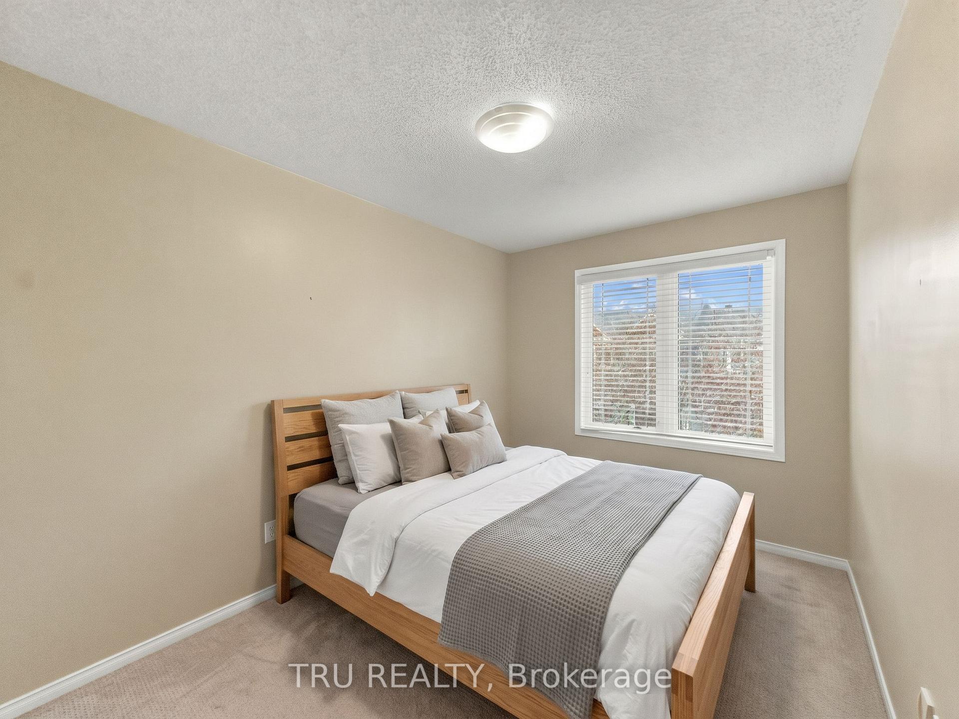 Photo 16 of Unit 48, 336 Hillsboro Private, Ottawa, Kanata - Emerald Meadows/Trailwest — HOMEH