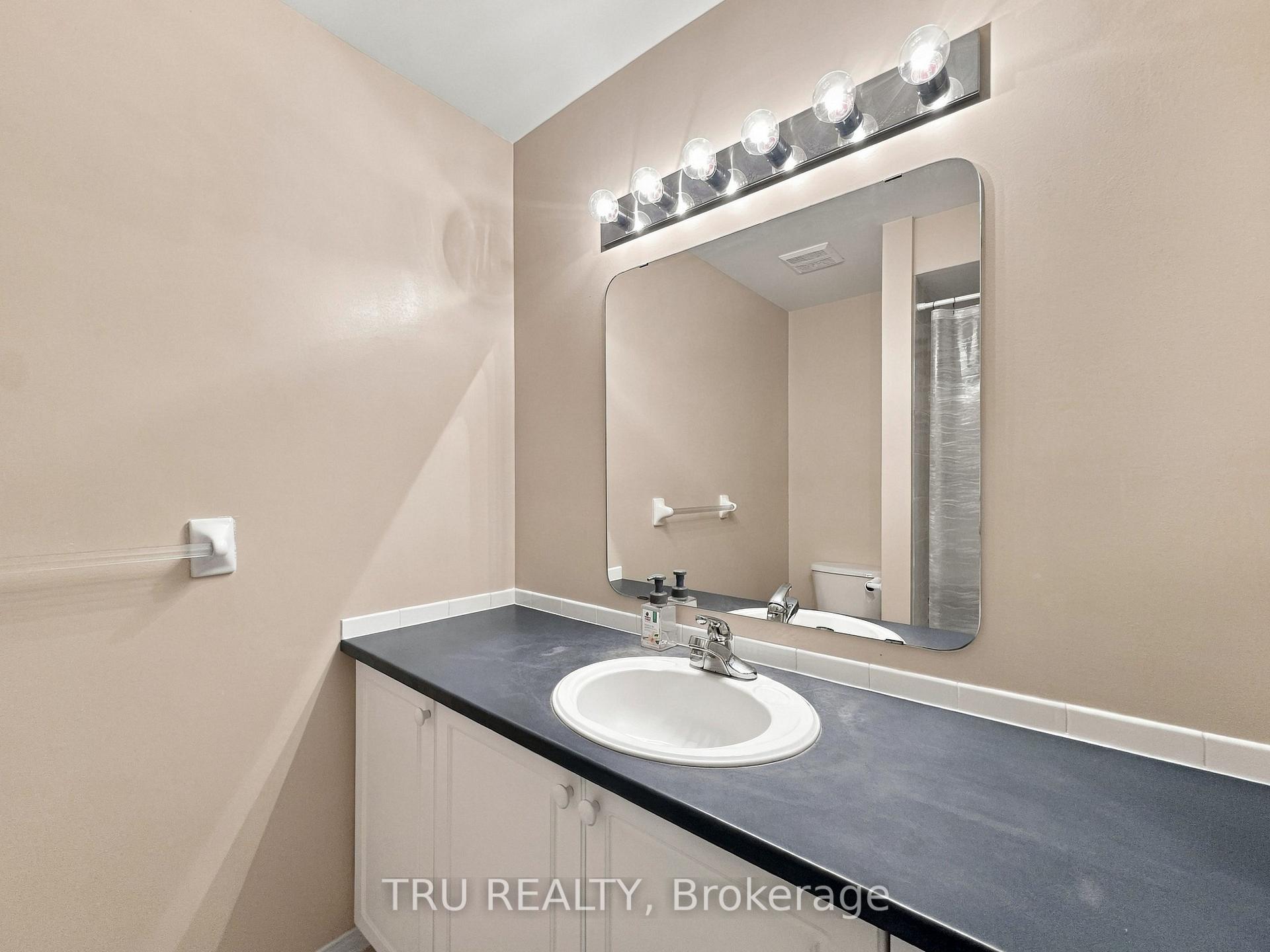 Photo 17 of Unit 48, 336 Hillsboro Private, Ottawa, Kanata - Emerald Meadows/Trailwest — HOMEH