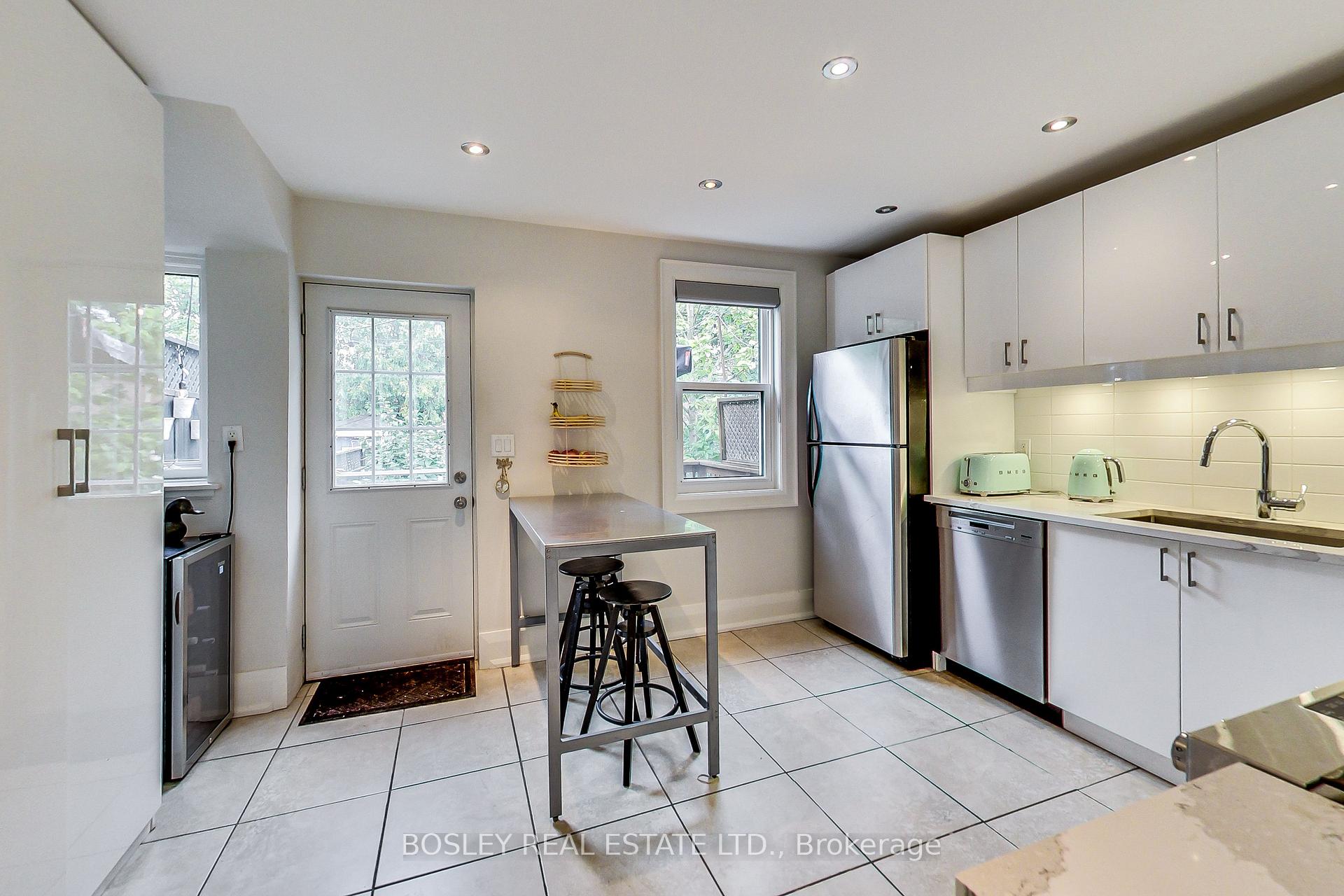 Photo 8 of 55 Billings Avenue, Toronto, Greenwood-Coxwell — HOMEH