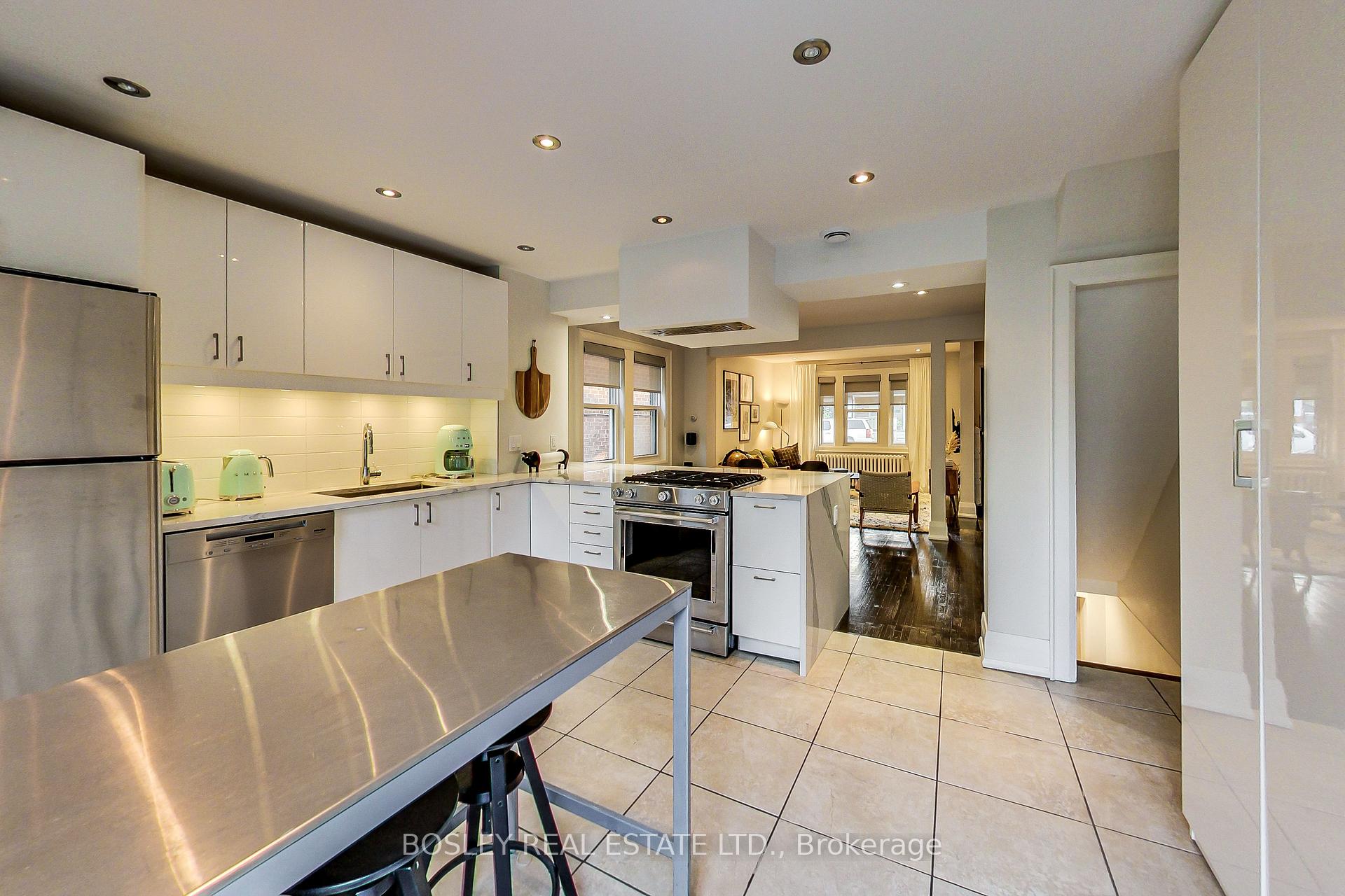Photo 10 of 55 Billings Avenue, Toronto, Greenwood-Coxwell — HOMEH