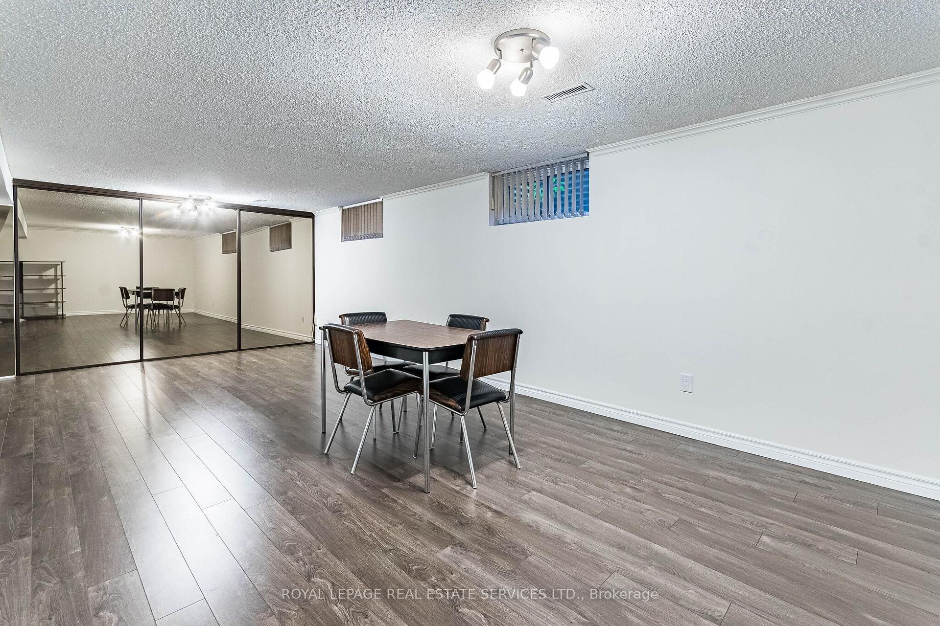 Photo 29 of 213 The Kingsway, Etobicoke, Edenbridge-Humber Valley — HOMEH
