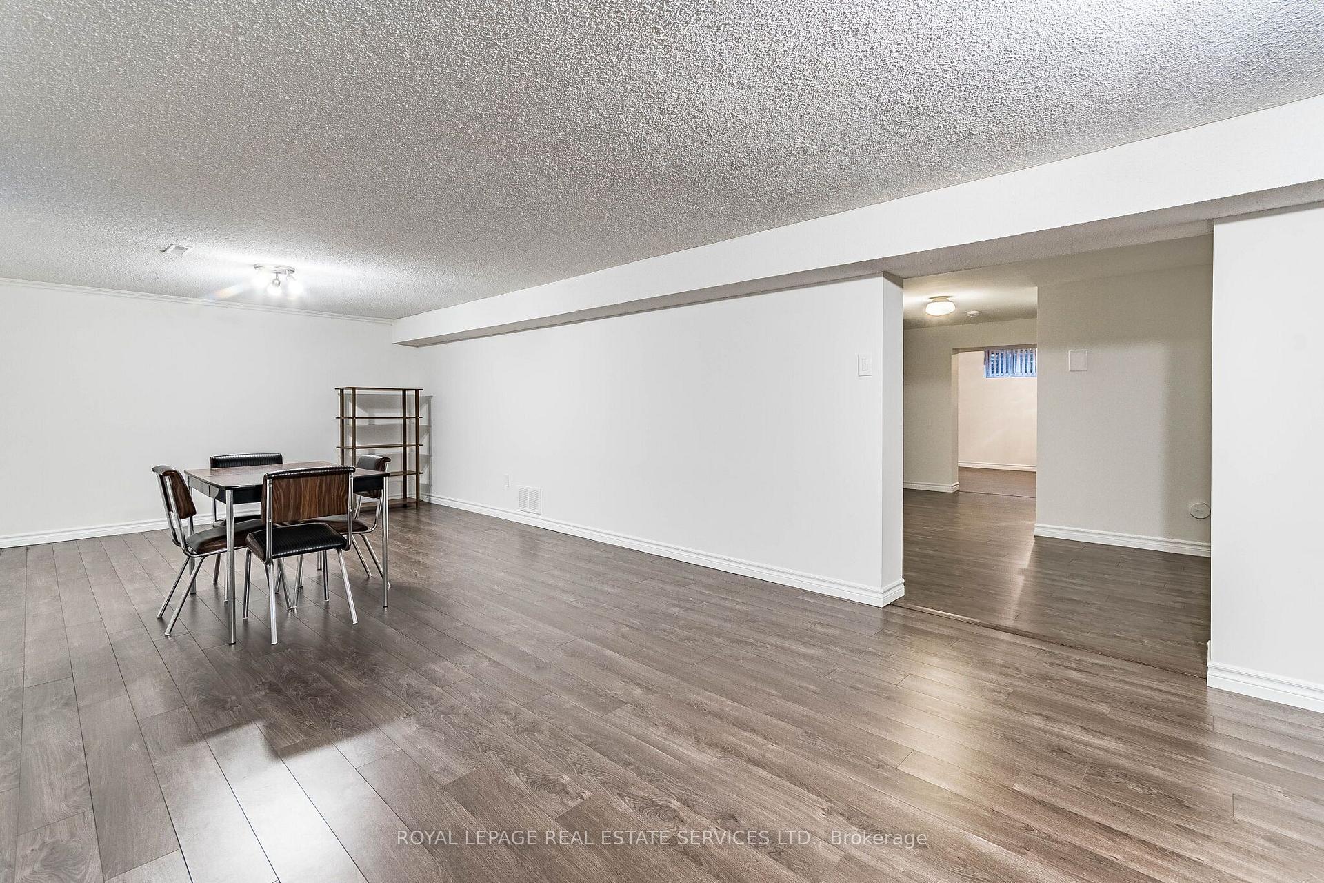 Photo 30 of 213 The Kingsway, Etobicoke, Edenbridge-Humber Valley — HOMEH