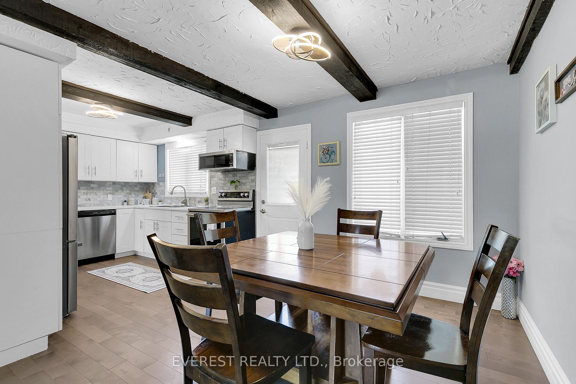 Photo 10 of 3992 Longfellow Avenue, Windsor, Roseland West — HOMEH