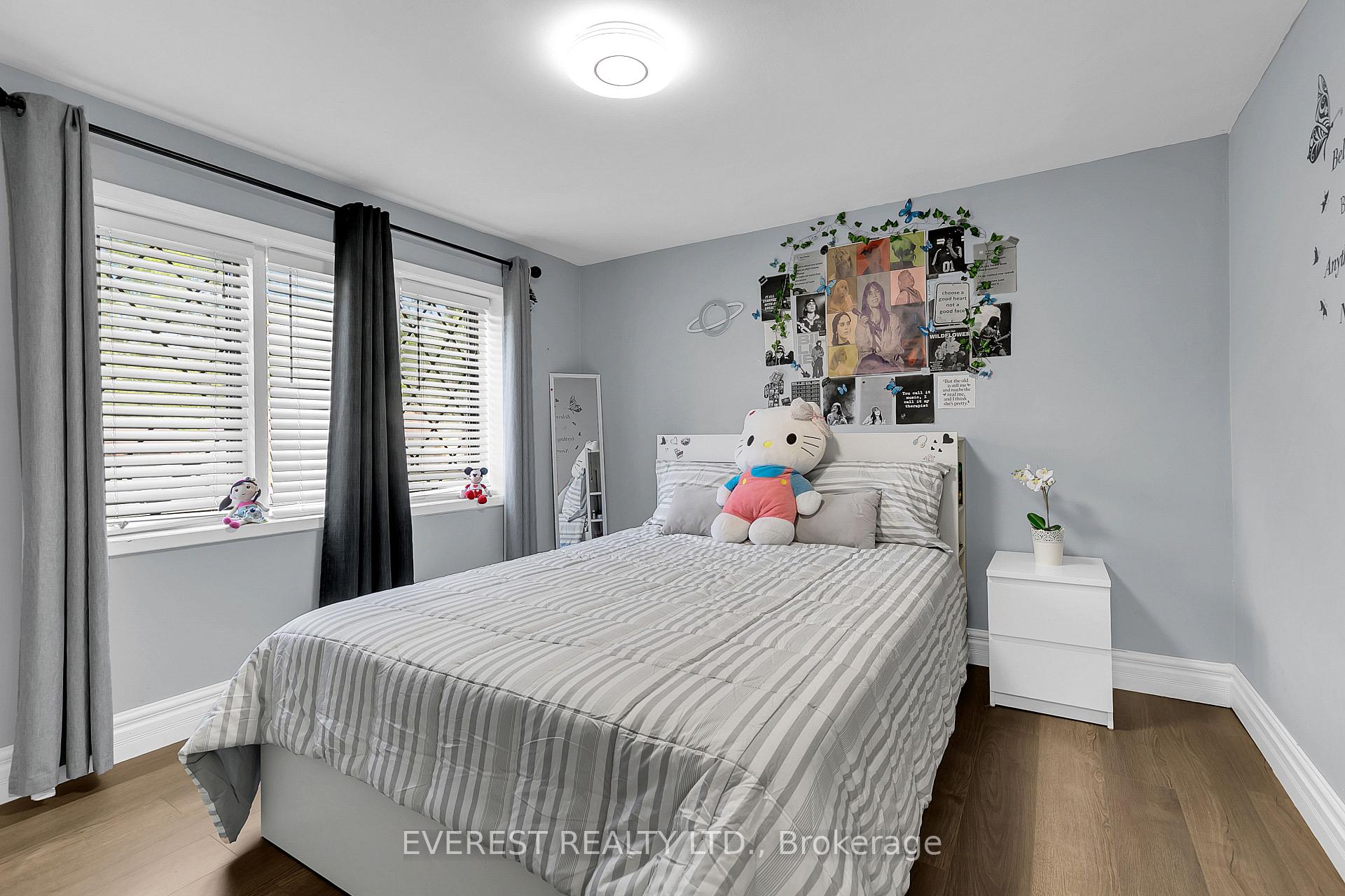 Photo 15 of 3992 Longfellow Avenue, Windsor, Roseland West — HOMEH