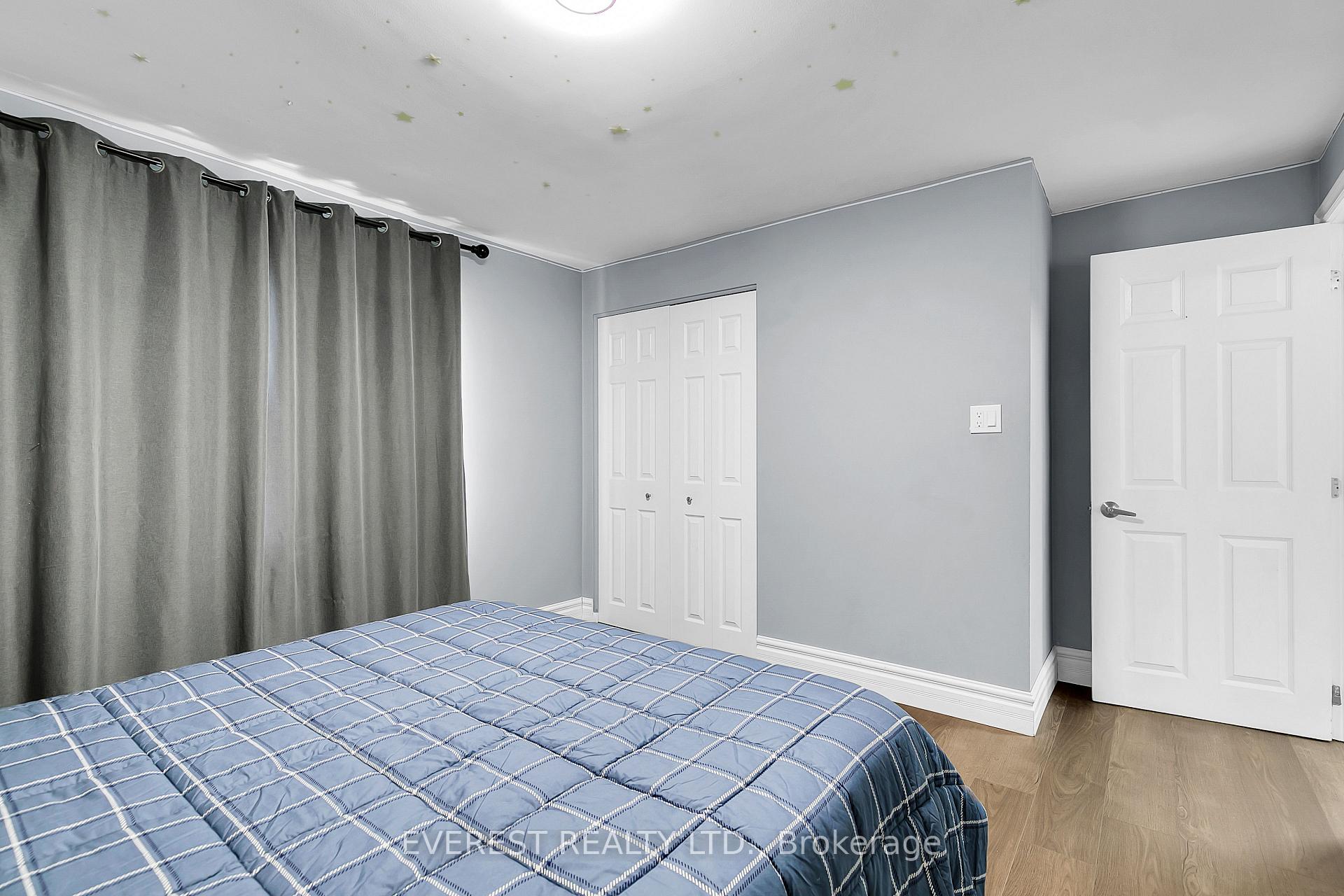 Photo 18 of 3992 Longfellow Avenue, Windsor, Roseland West — HOMEH