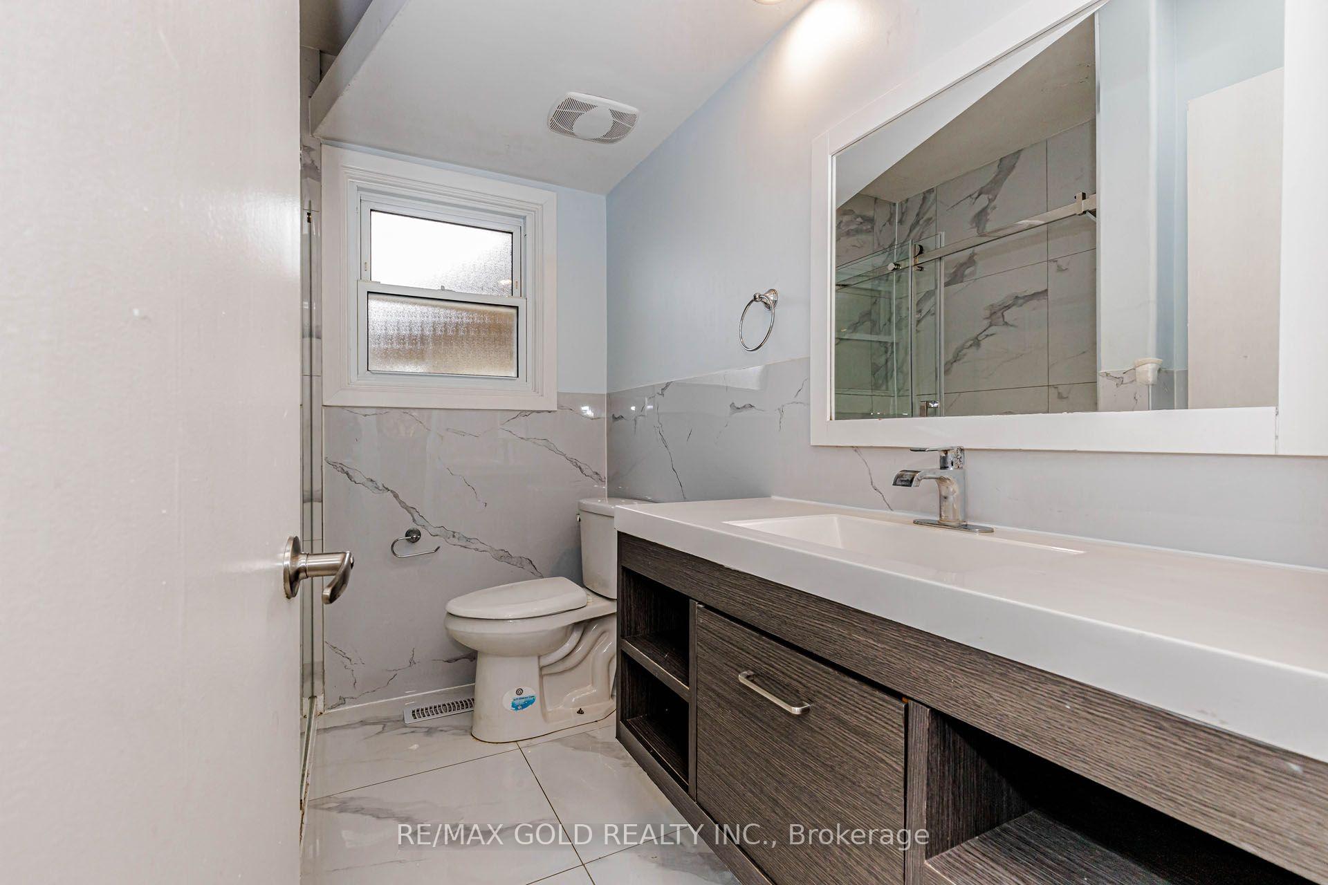 Photo 21 of 49 Kenneth Avenue, Kitchener, Stanley Park — HOMEH