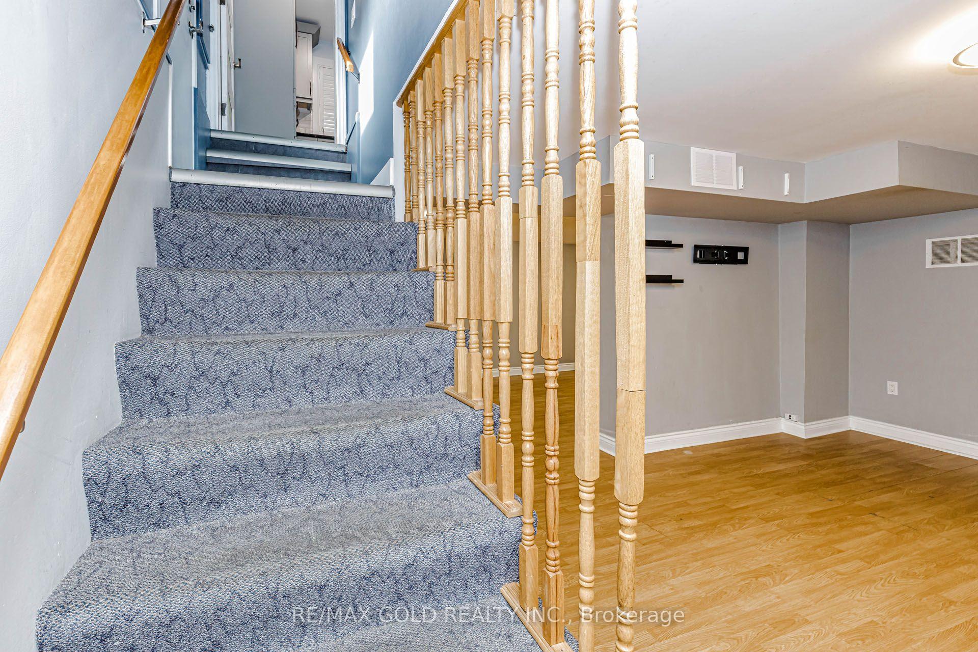 Photo 30 of 49 Kenneth Avenue, Kitchener, Stanley Park — HOMEH
