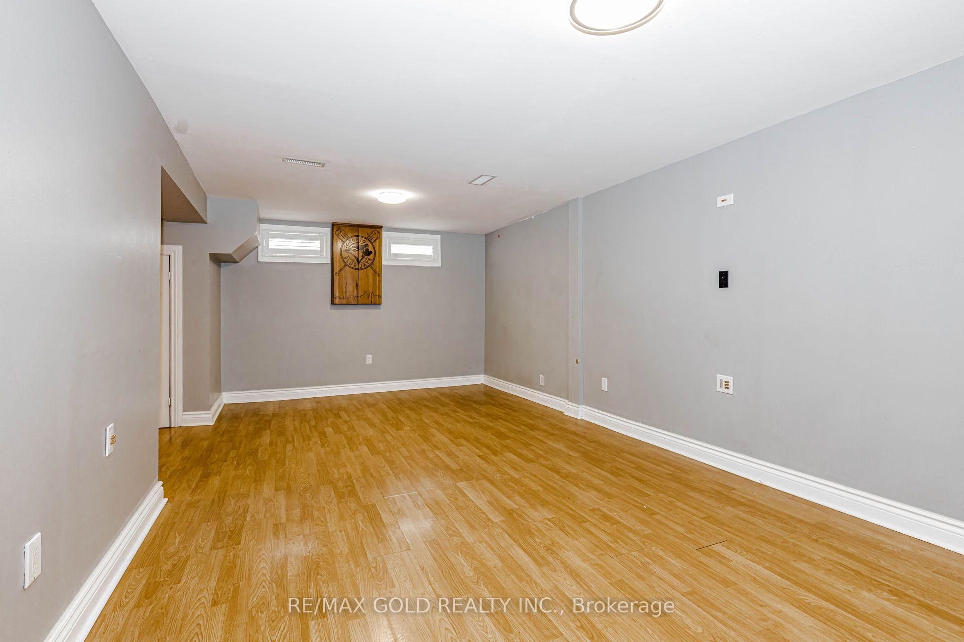 Photo 35 of 49 Kenneth Avenue, Kitchener, Stanley Park — HOMEH