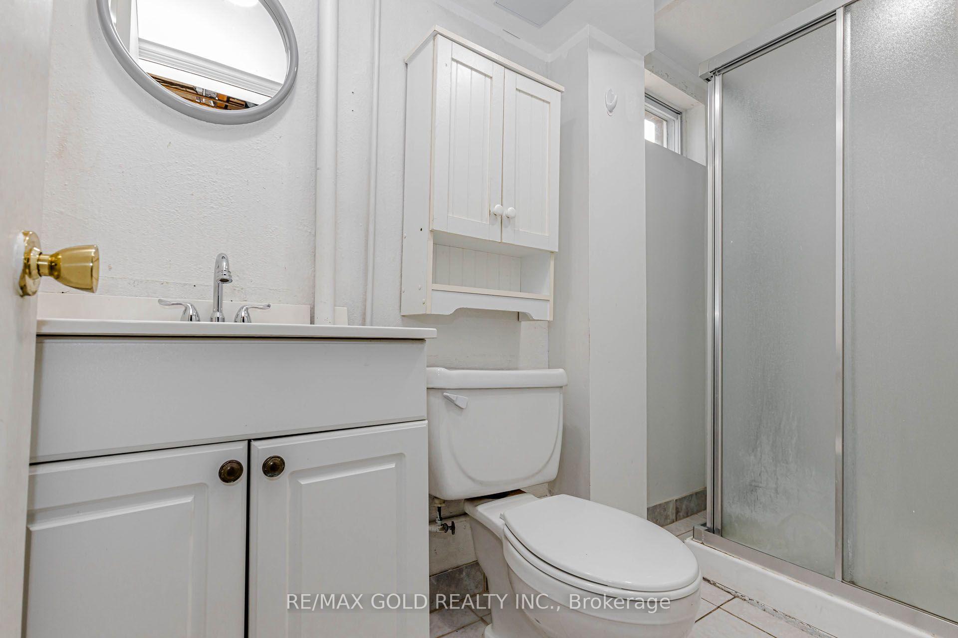 Photo 36 of 49 Kenneth Avenue, Kitchener, Stanley Park — HOMEH