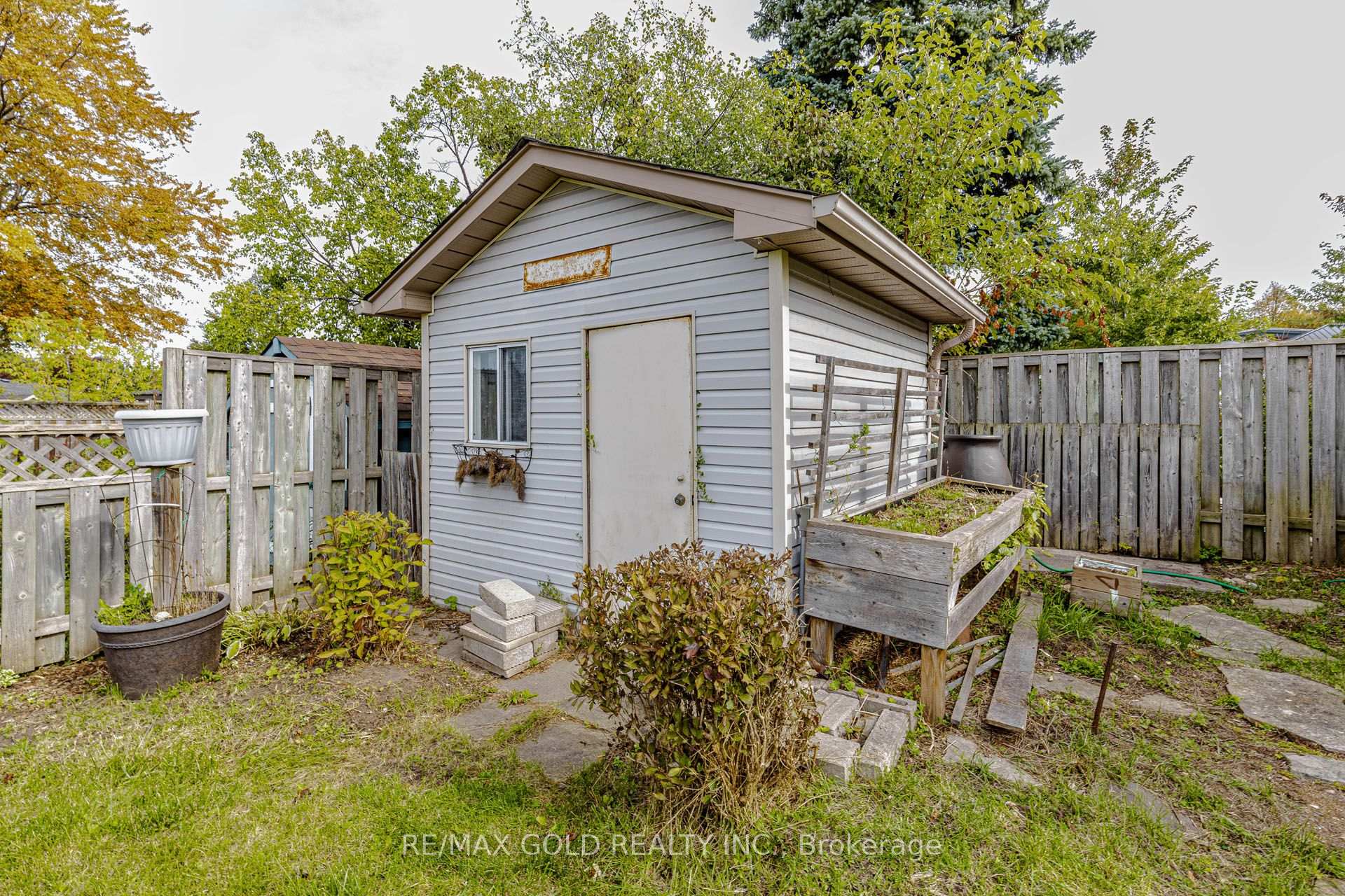 Photo 42 of 49 Kenneth Avenue, Kitchener, Stanley Park — HOMEH