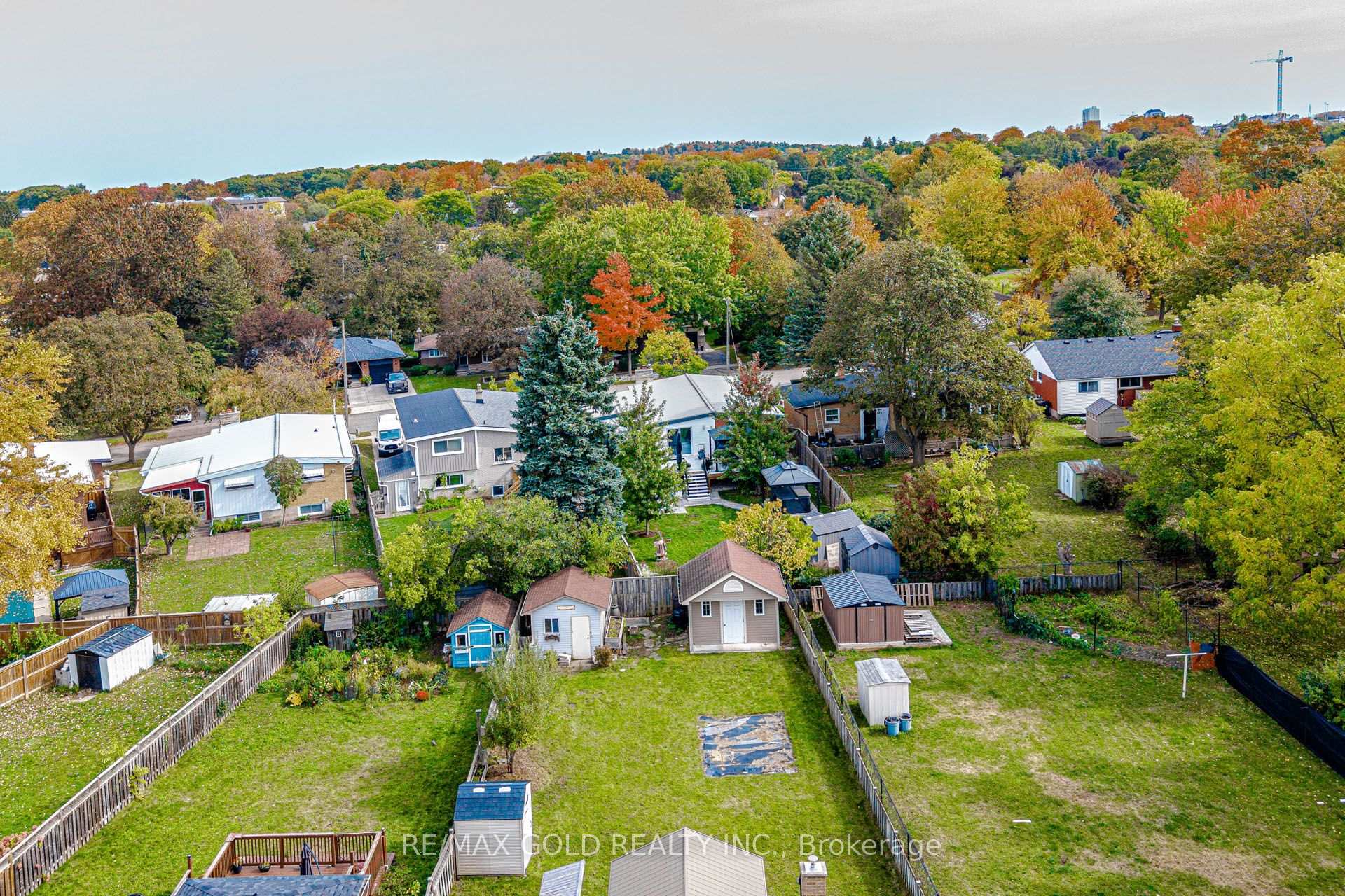 Photo 47 of 49 Kenneth Avenue, Kitchener, Stanley Park — HOMEH