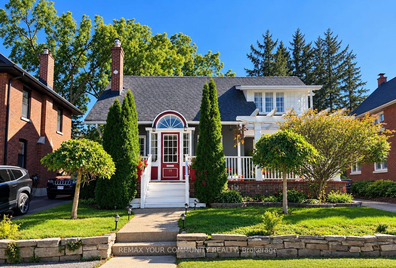 Photo 2 of 19 Mark Street, Aurora, Aurora Village — HOMEH