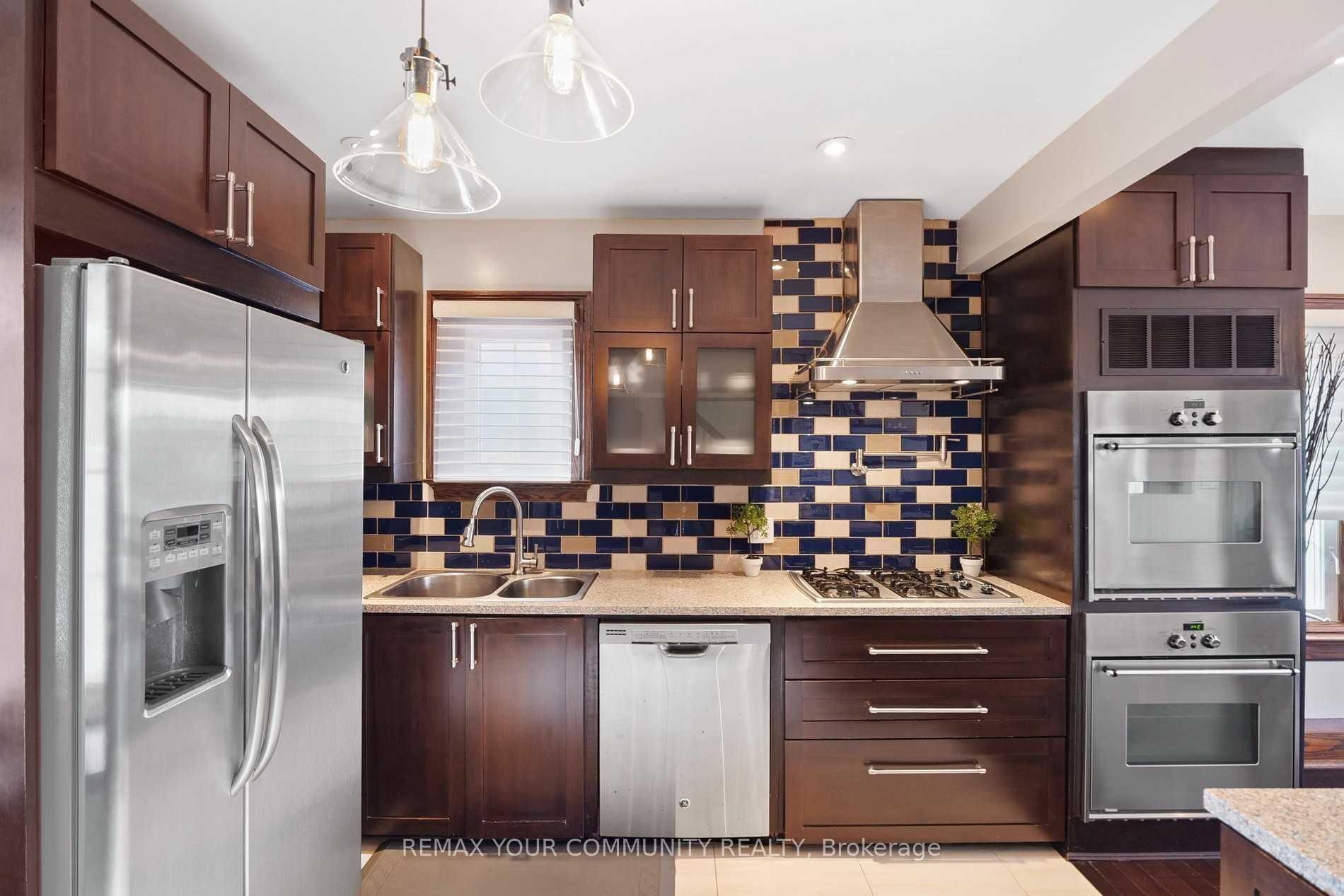 Photo 5 of 19 Mark Street, Aurora, Aurora Village — HOMEH