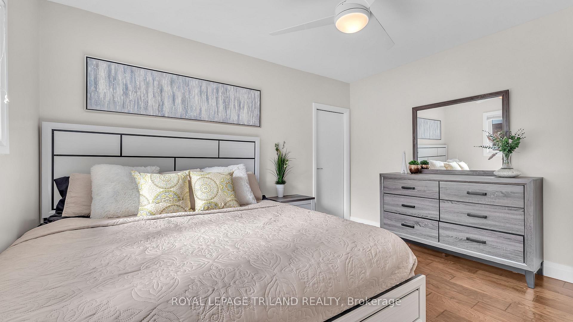 Photo 7 of 205 Erie Street, St. Thomas — HOMEH