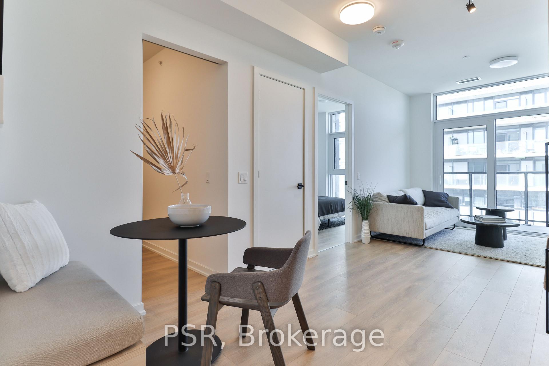 Photo 8 of Unit 2405, 10 Graphophone Grove, Toronto, Dovercourt-Wallace Emerson-Junction — HOMEH