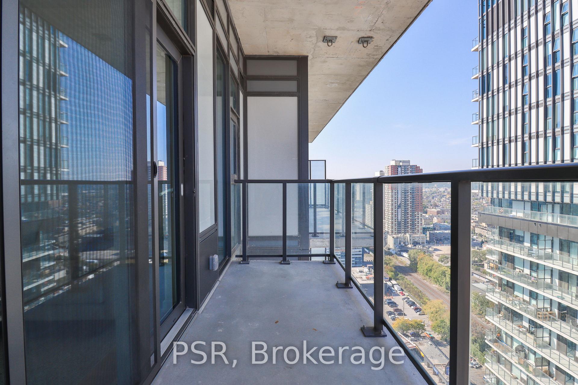 Photo 18 of Unit 2405, 10 Graphophone Grove, Toronto, Dovercourt-Wallace Emerson-Junction — HOMEH