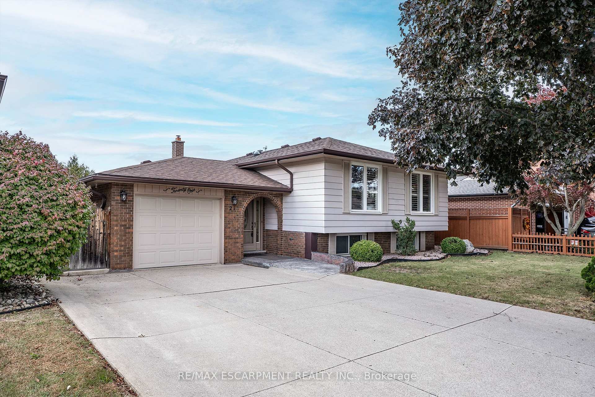 Photo of 21 Green Forest Drive