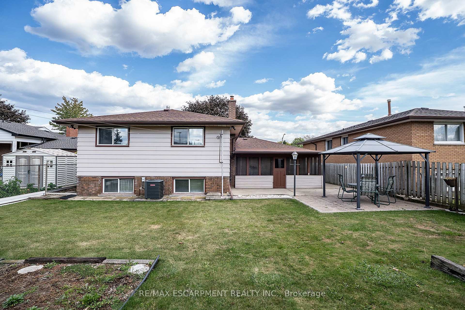 Photo 24 of 21 Green Forest Drive, Hamilton, Stoney Creek — HOMEH
