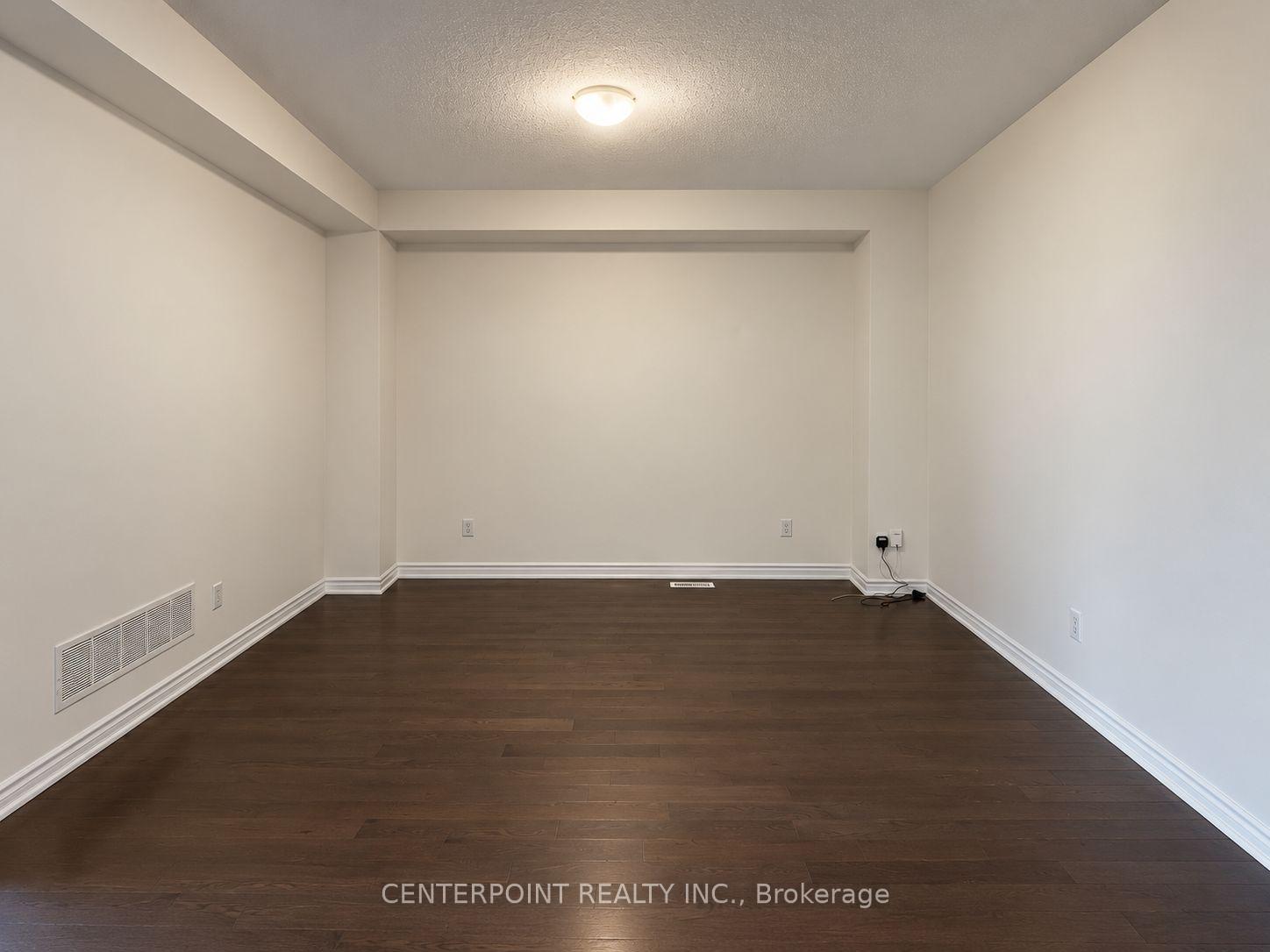Photo 5 of 313 Ridley Crescent, Southgate — HOMEH