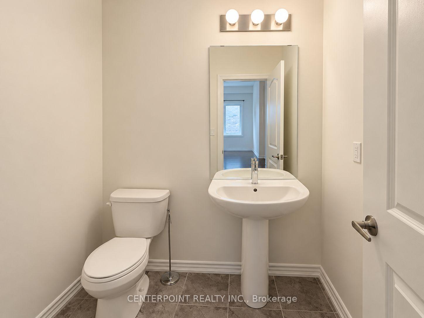 Photo 9 of 313 Ridley Crescent, Southgate — HOMEH
