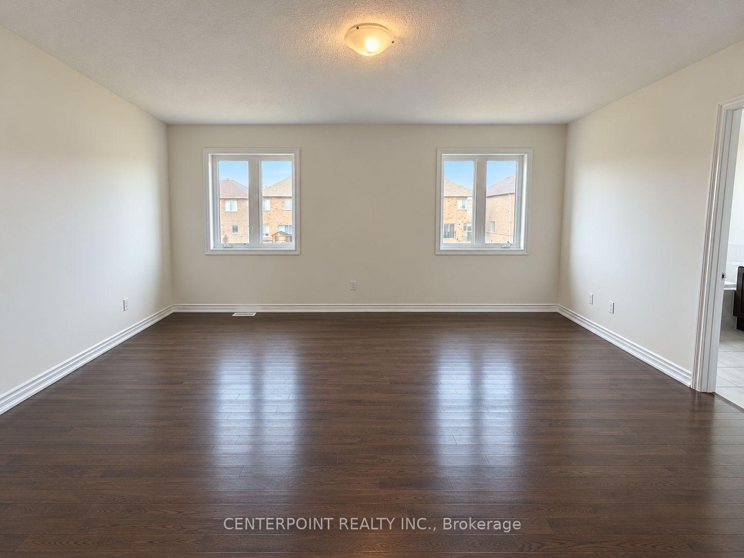 Photo 10 of 313 Ridley Crescent, Southgate — HOMEH