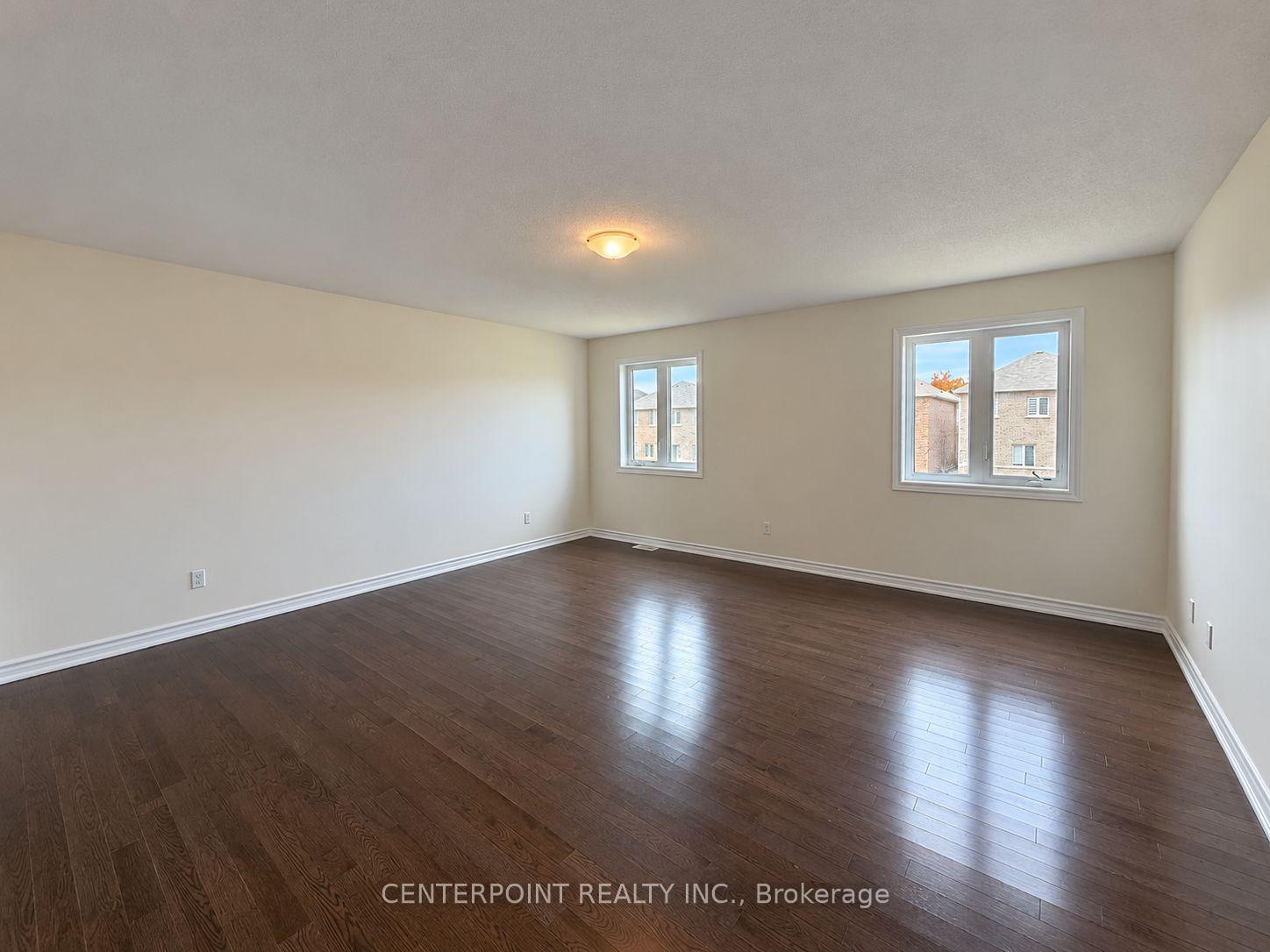 Photo 12 of 313 Ridley Crescent, Southgate — HOMEH