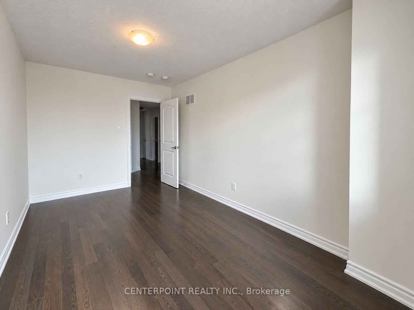 Photo 18 of 313 Ridley Crescent, Southgate — HOMEH