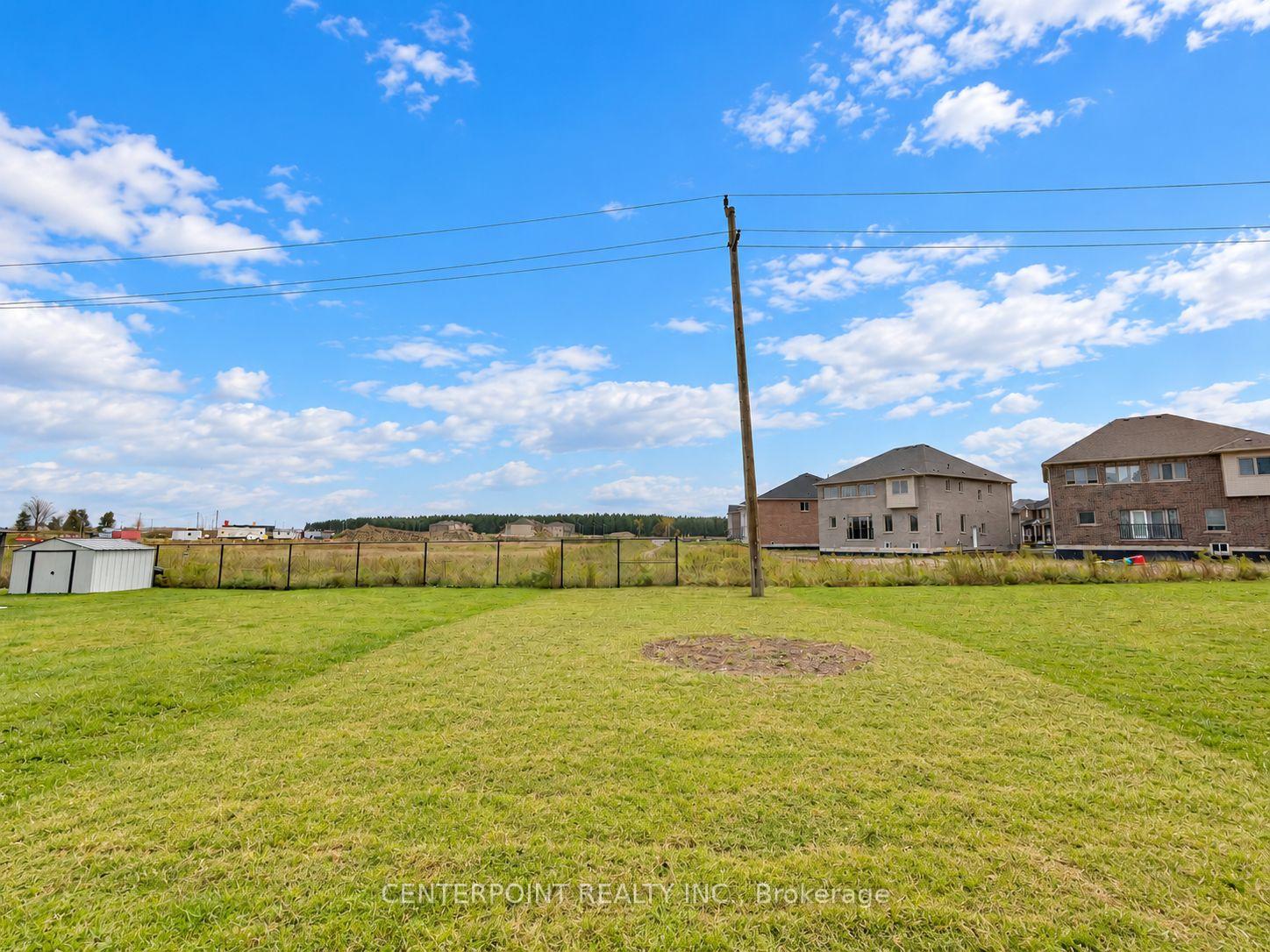 Photo 25 of 313 Ridley Crescent, Southgate — HOMEH