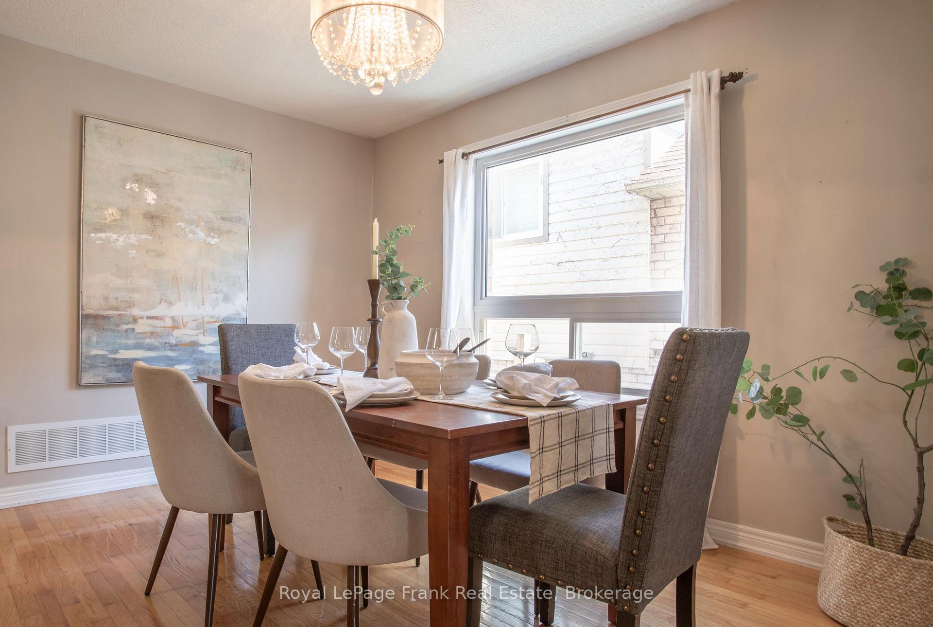 Photo 11 of 217 Cornish Drive, Clarington, Courtice — HOMEH