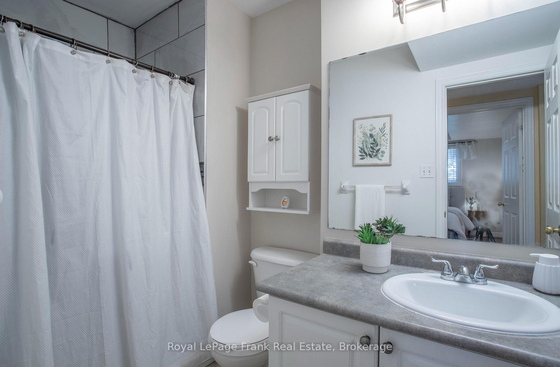 Photo 24 of 217 Cornish Drive, Clarington, Courtice — HOMEH