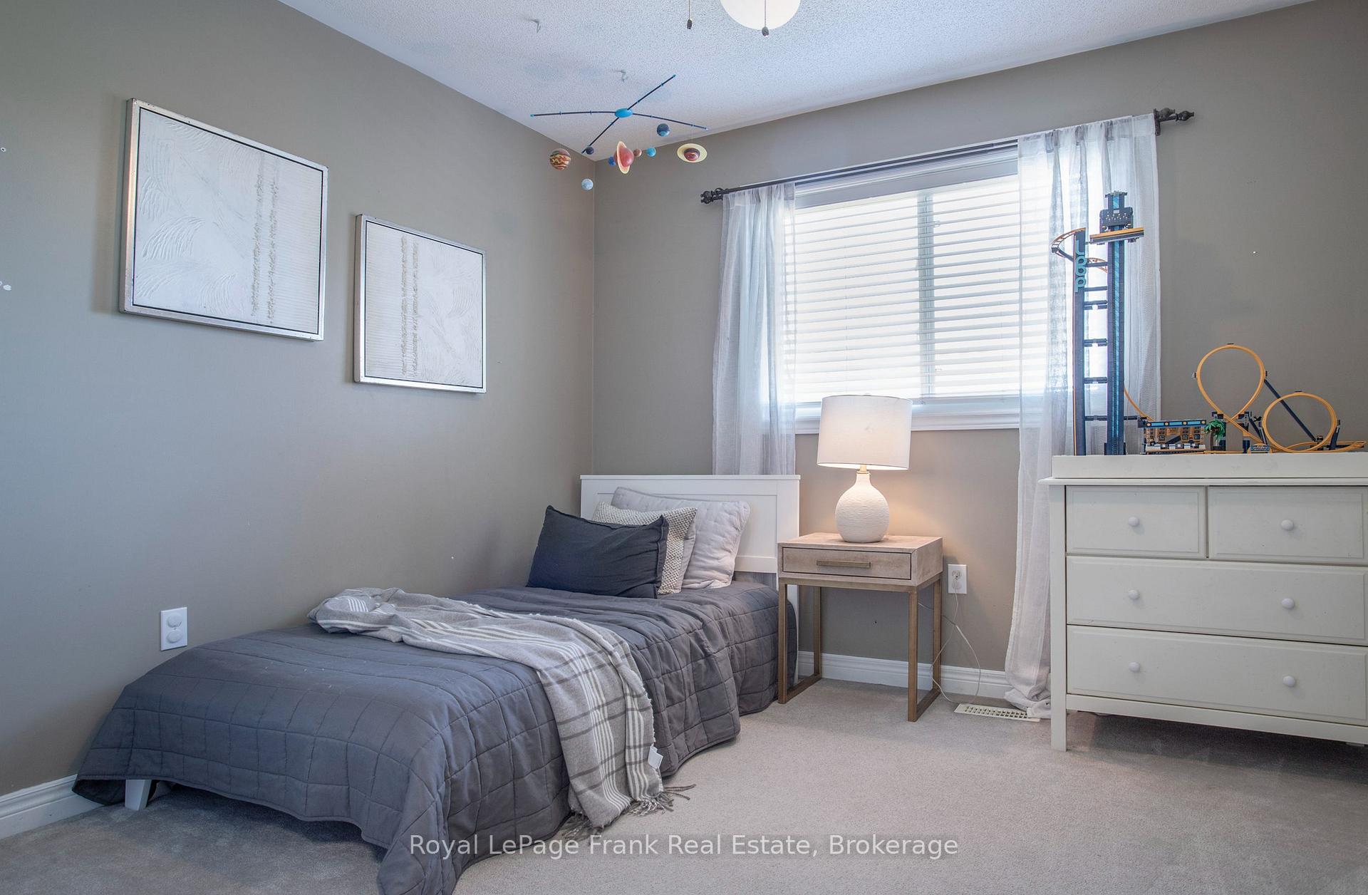 Photo 27 of 217 Cornish Drive, Clarington, Courtice — HOMEH
