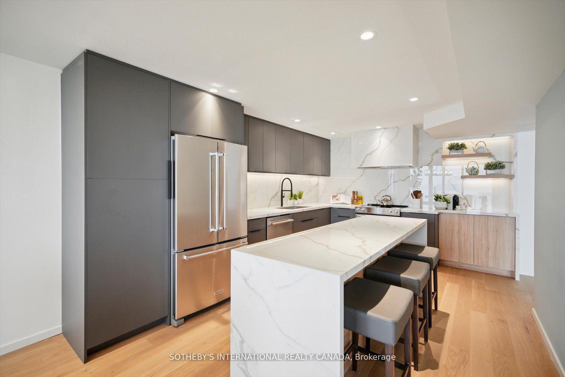 Photo 6 of Unit 1110, 65 Harbour Square, Toronto, Waterfront Communities — HOMEH