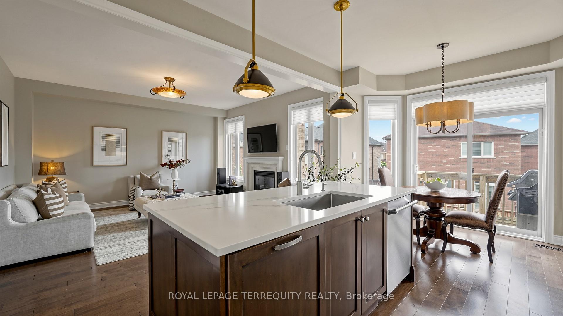 Photo 24 of 73 Manila Avenue, Markham, Berczy — HOMEH
