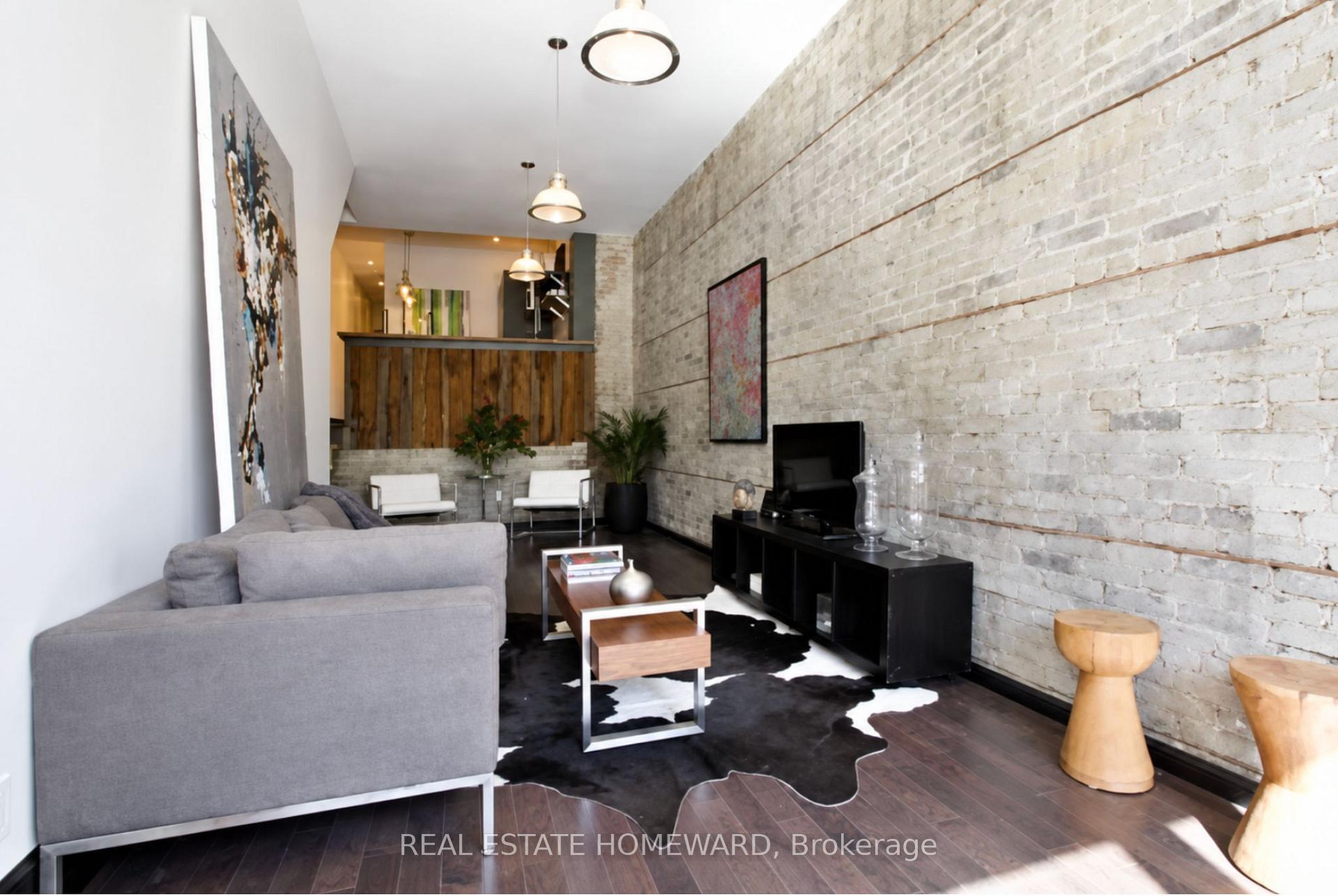 Photo 2 of Unit Main, 726 Gerrard Street E, Toronto, North Riverdale — HOMEH