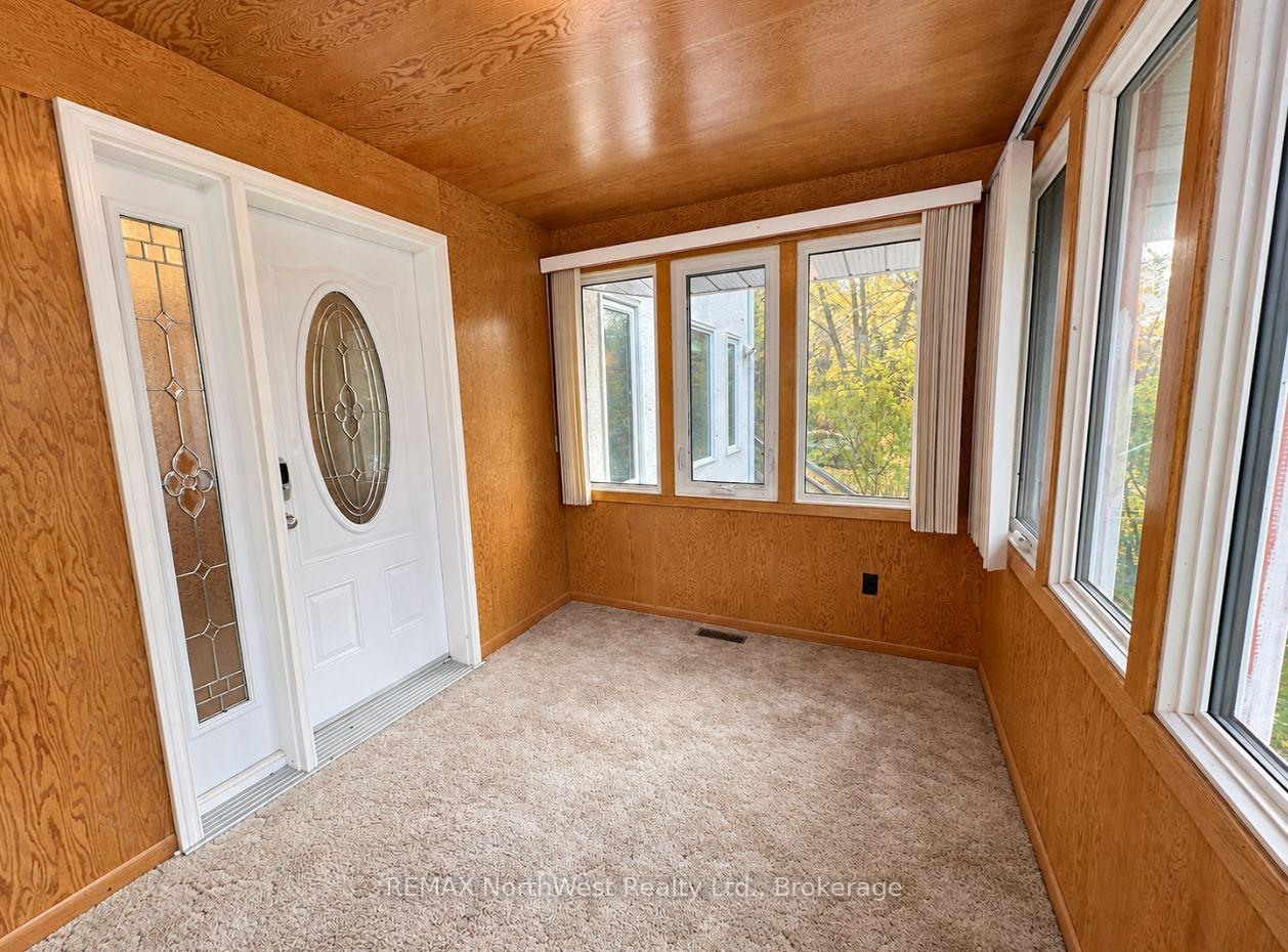 Photo 18 of 230 Fourth Street N, Kenora, North End — HOMEH