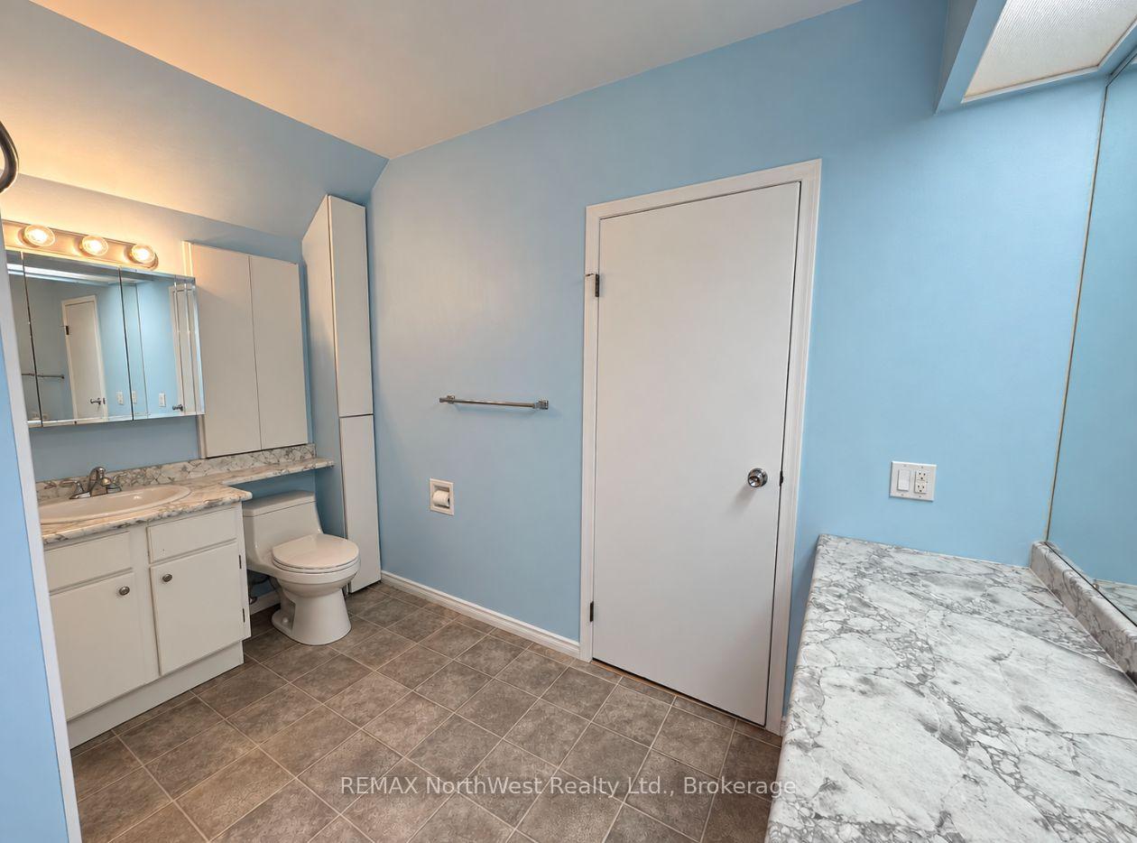 Photo 24 of 230 Fourth Street N, Kenora, North End — HOMEH