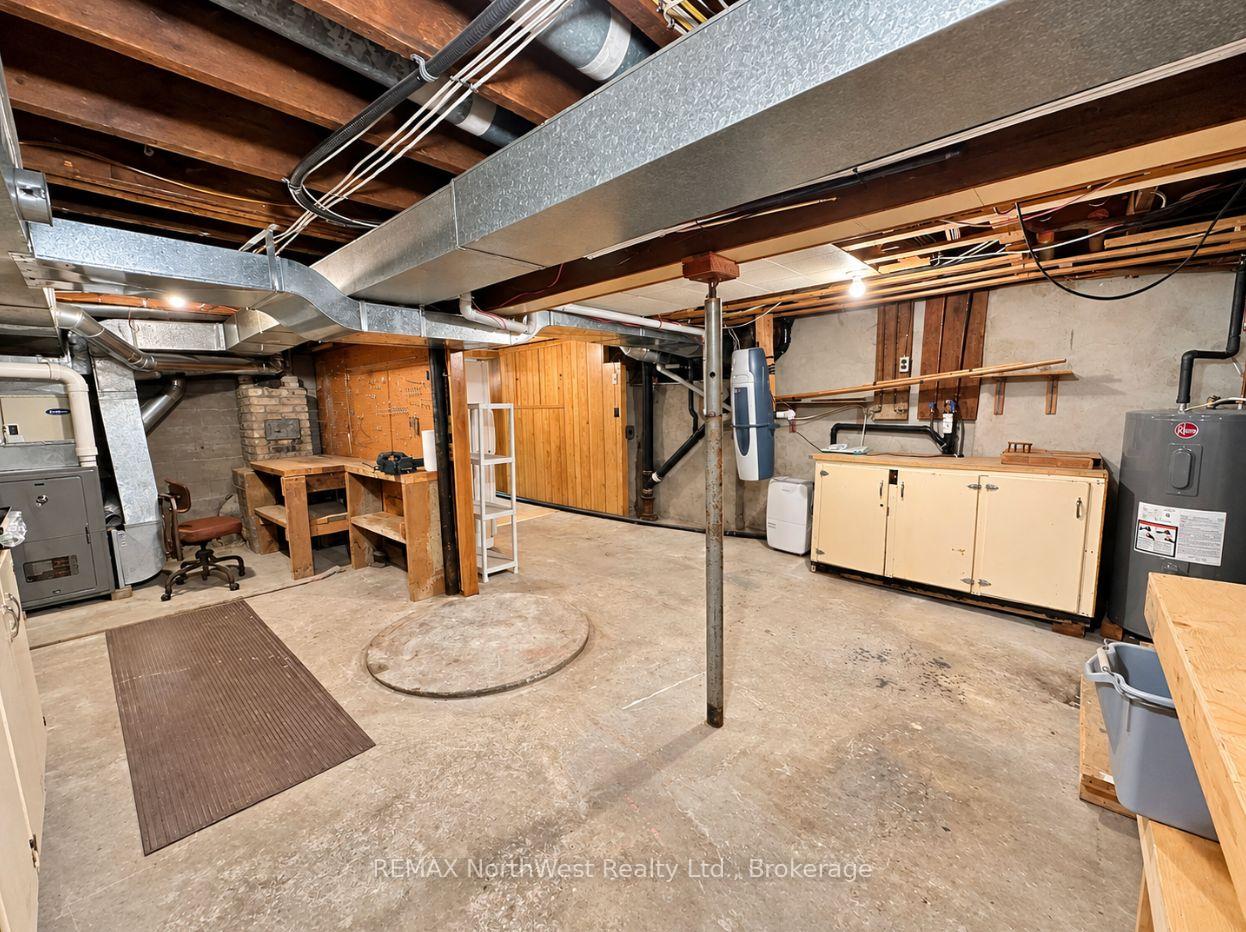 Photo 34 of 230 Fourth Street N, Kenora, North End — HOMEH