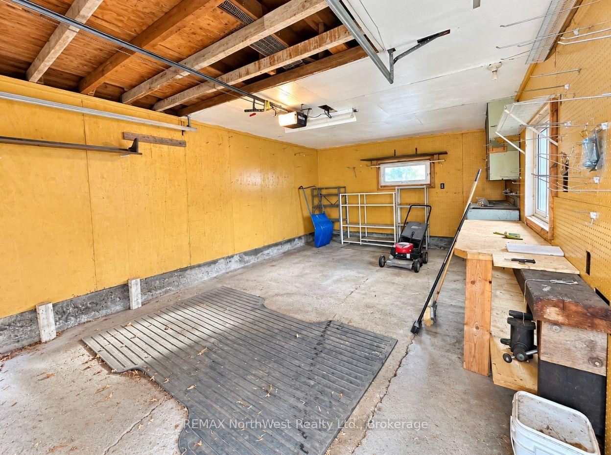 Photo 41 of 230 Fourth Street N, Kenora, North End — HOMEH