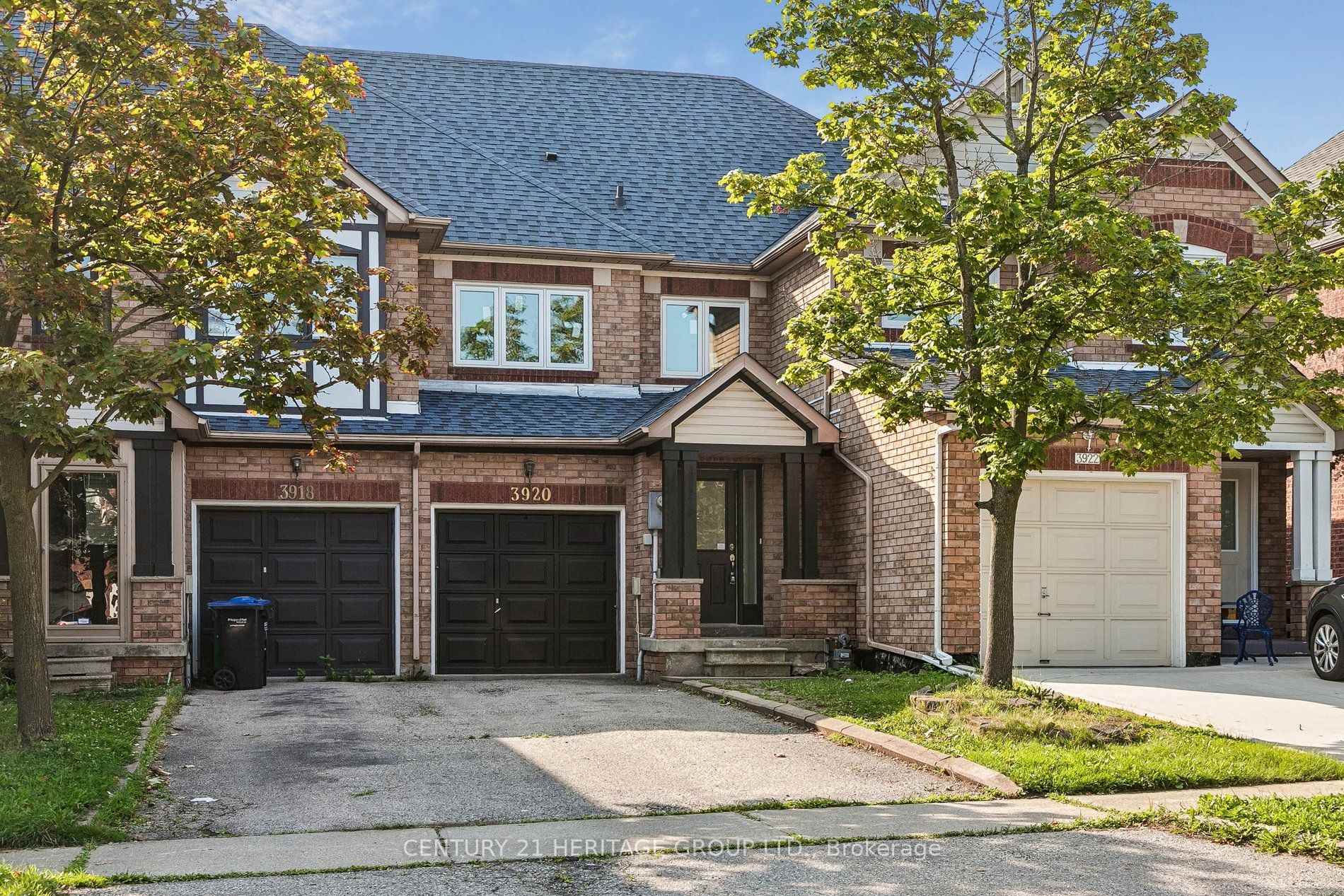 Photo 2 of 3920 Zenith Court, Mississauga, Lisgar — HOMEH