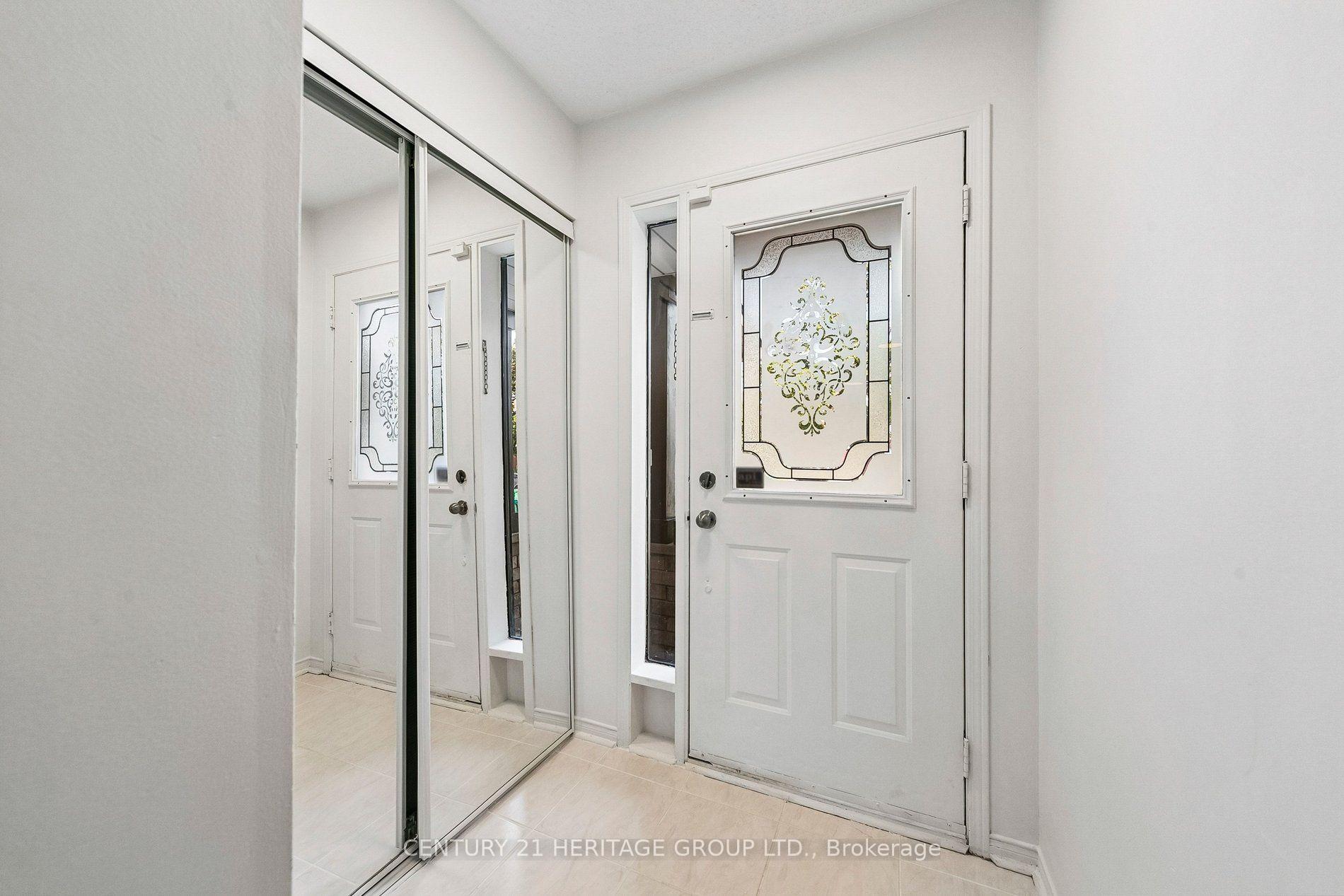 Photo 6 of 3920 Zenith Court, Mississauga, Lisgar — HOMEH