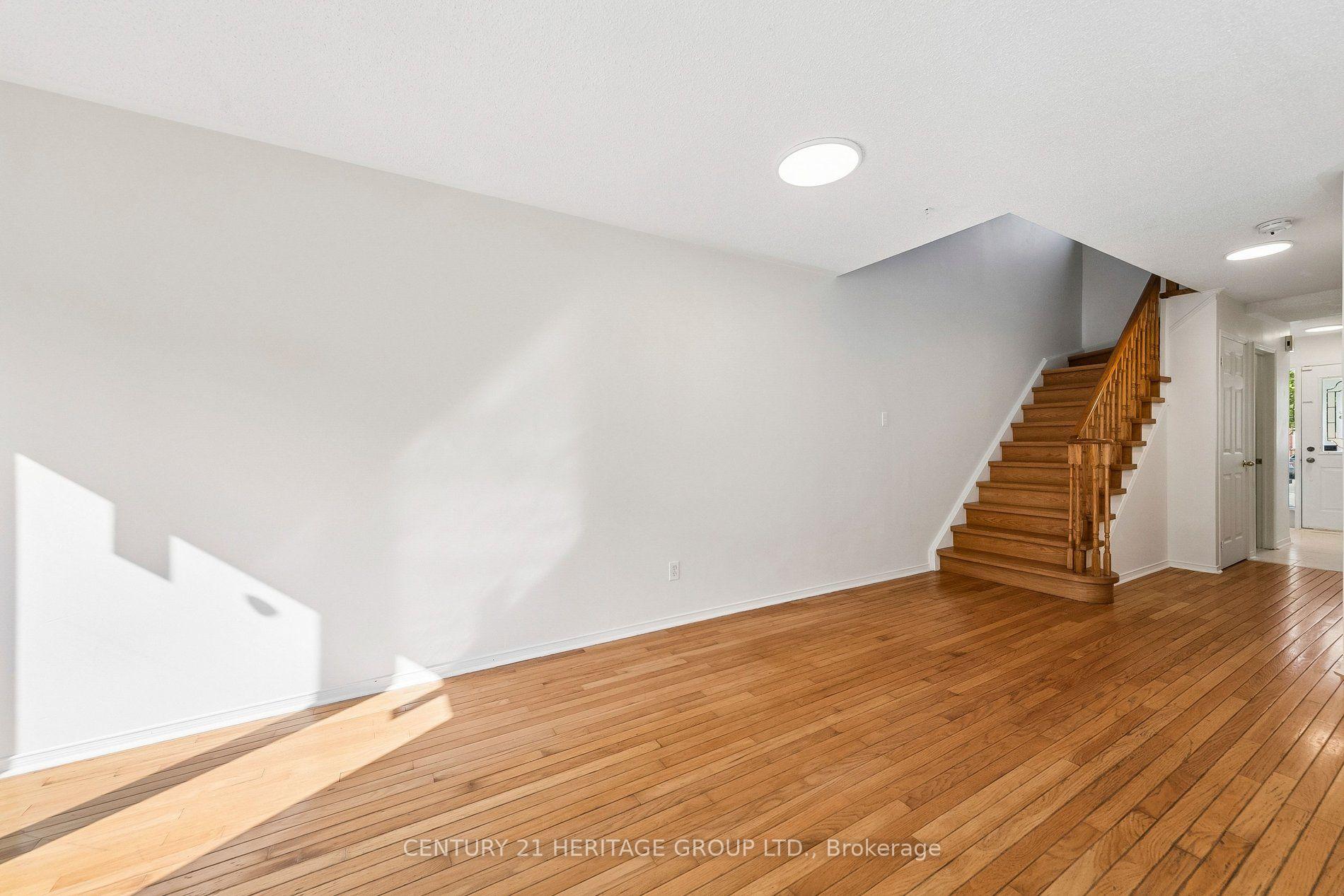 Photo 10 of 3920 Zenith Court, Mississauga, Lisgar — HOMEH