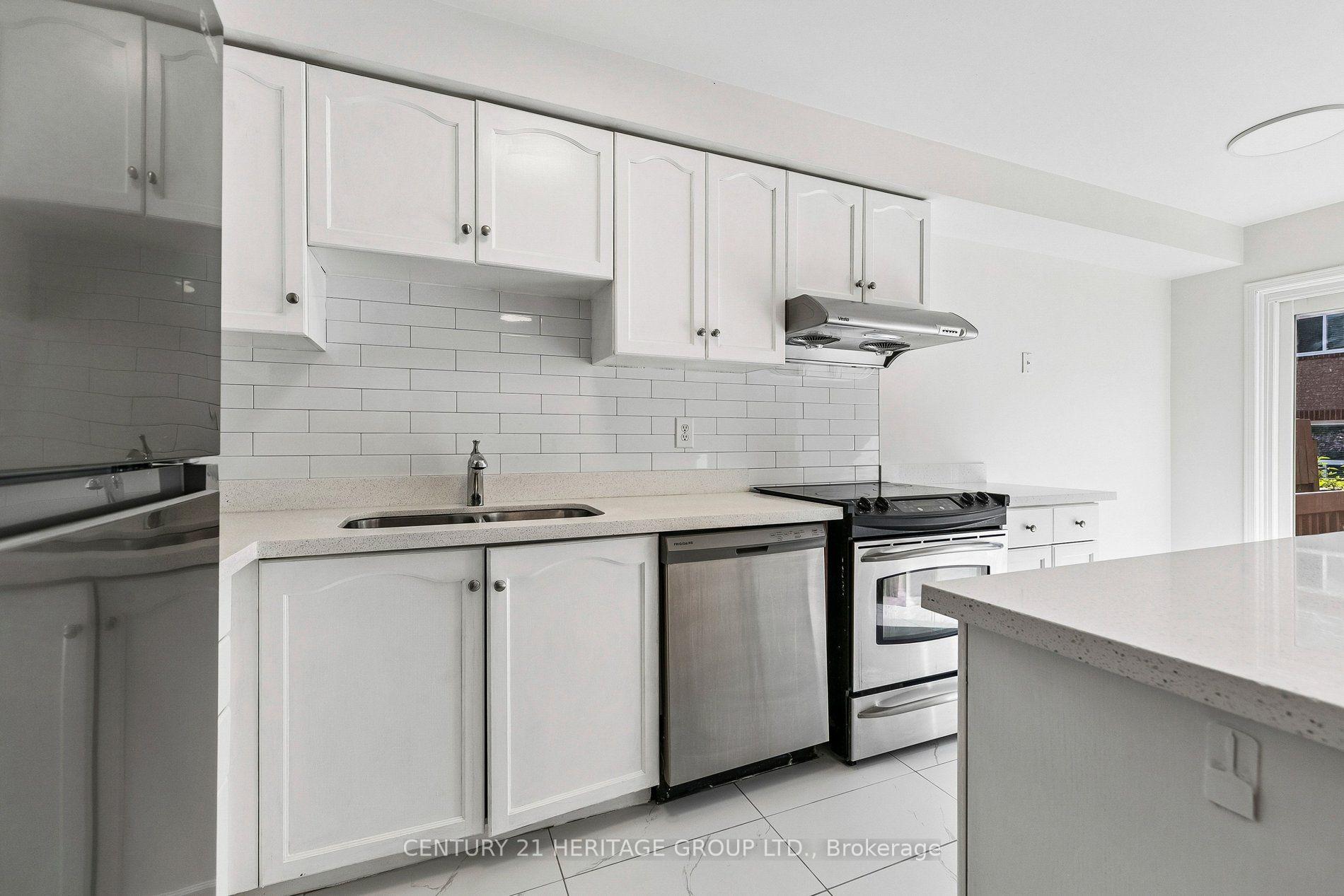 Photo 14 of 3920 Zenith Court, Mississauga, Lisgar — HOMEH